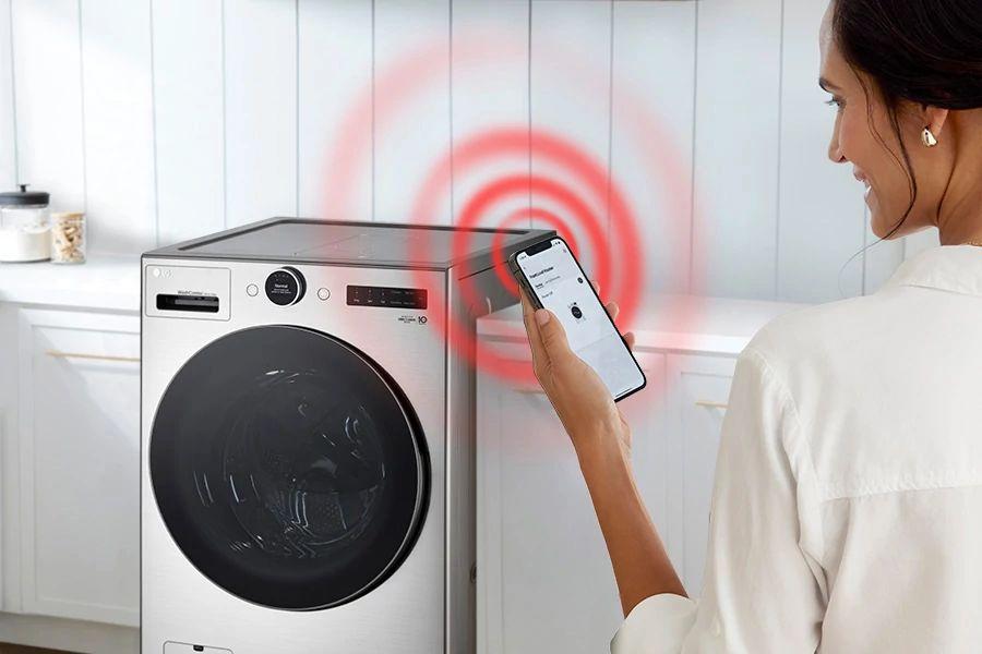 Lg Ventless Washer/Dryer Combo LG WashCombo™ All-in-One 5.0 cu. ft. Mega Capacity with Inverter HeatPump™ Technology and Direct Drive Motor