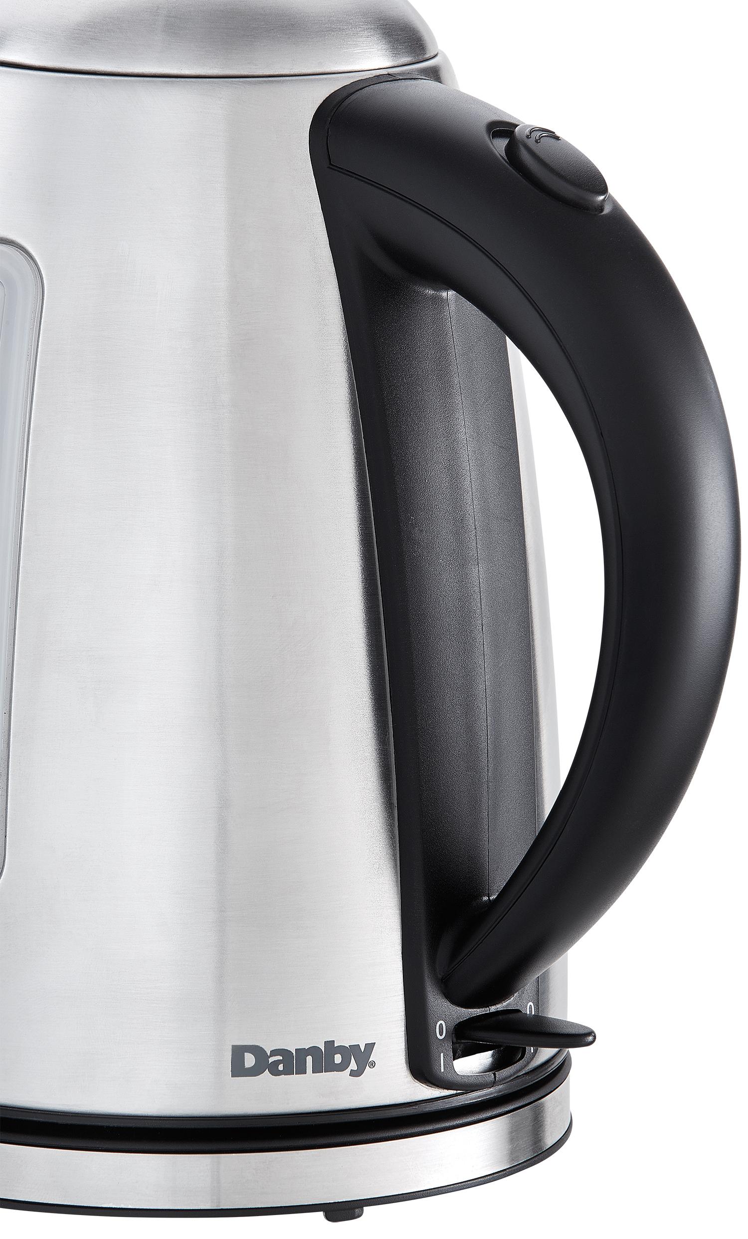 DKT17C2SSDB Danby 1.7L Kettle in Stainless Steel