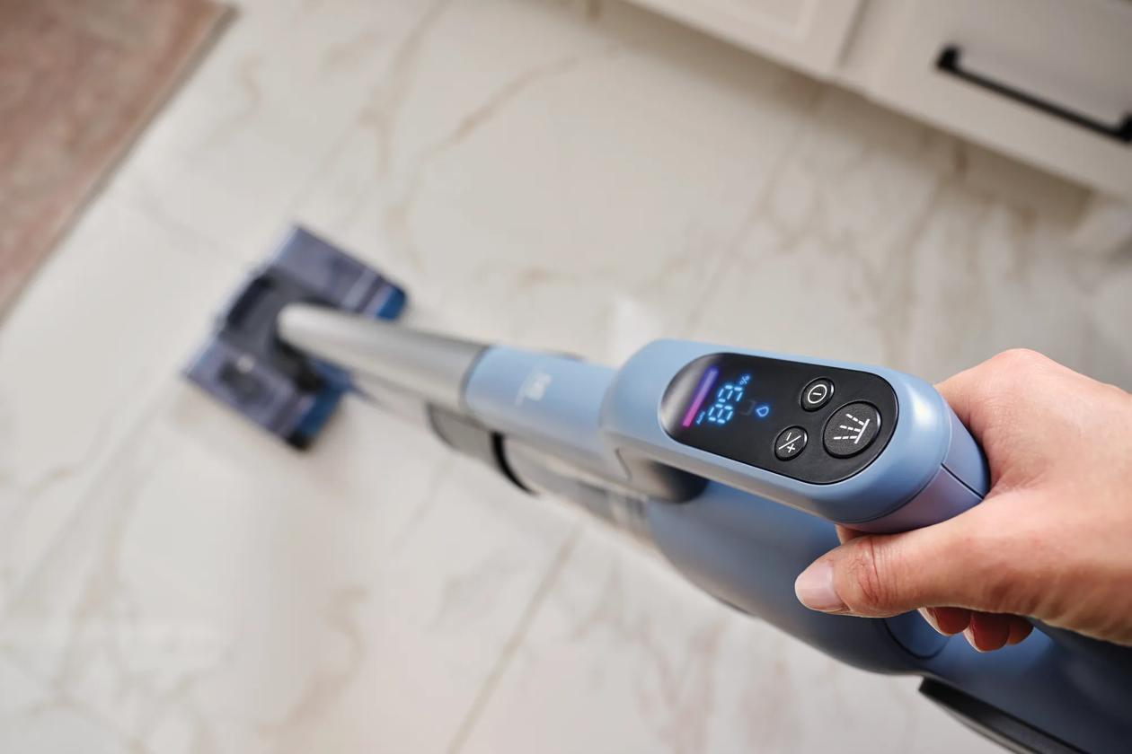 Electrolux EHVS85D2AD 2-in-1 Wet and Dry Vacuum Complete Home