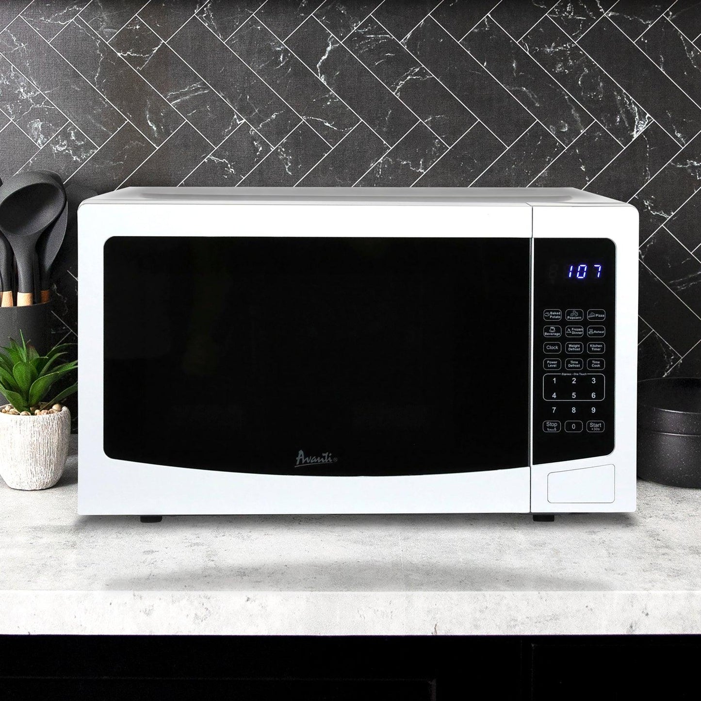MT115V1B Avanti 1.1 cu. ft. Microwave Oven - Black