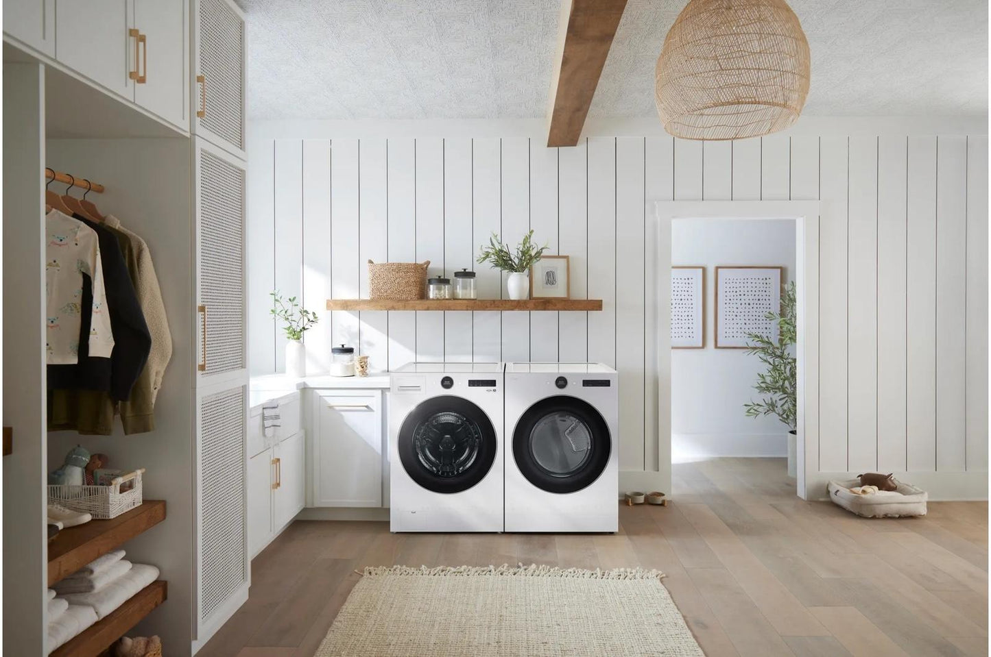 Lg DLGX6701W 7.4 cu. ft. Ultra Large Capacity Smart Front Load Gas Dryer with TurboSteam® & Built-In Intelligence