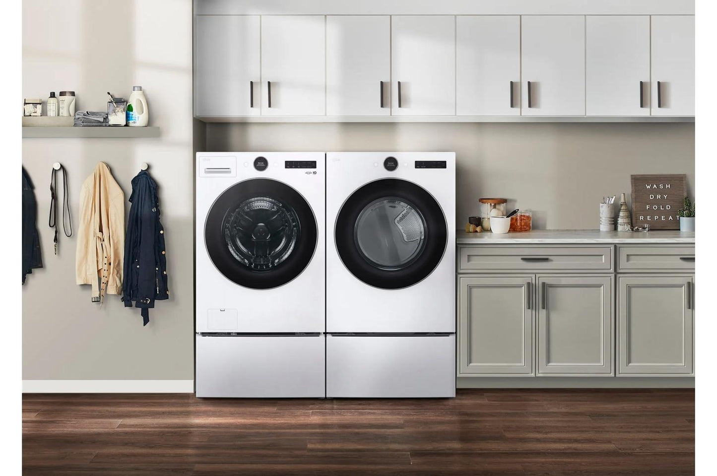 Lg DLGX6701W 7.4 cu. ft. Ultra Large Capacity Smart Front Load Gas Dryer with TurboSteam® & Built-In Intelligence