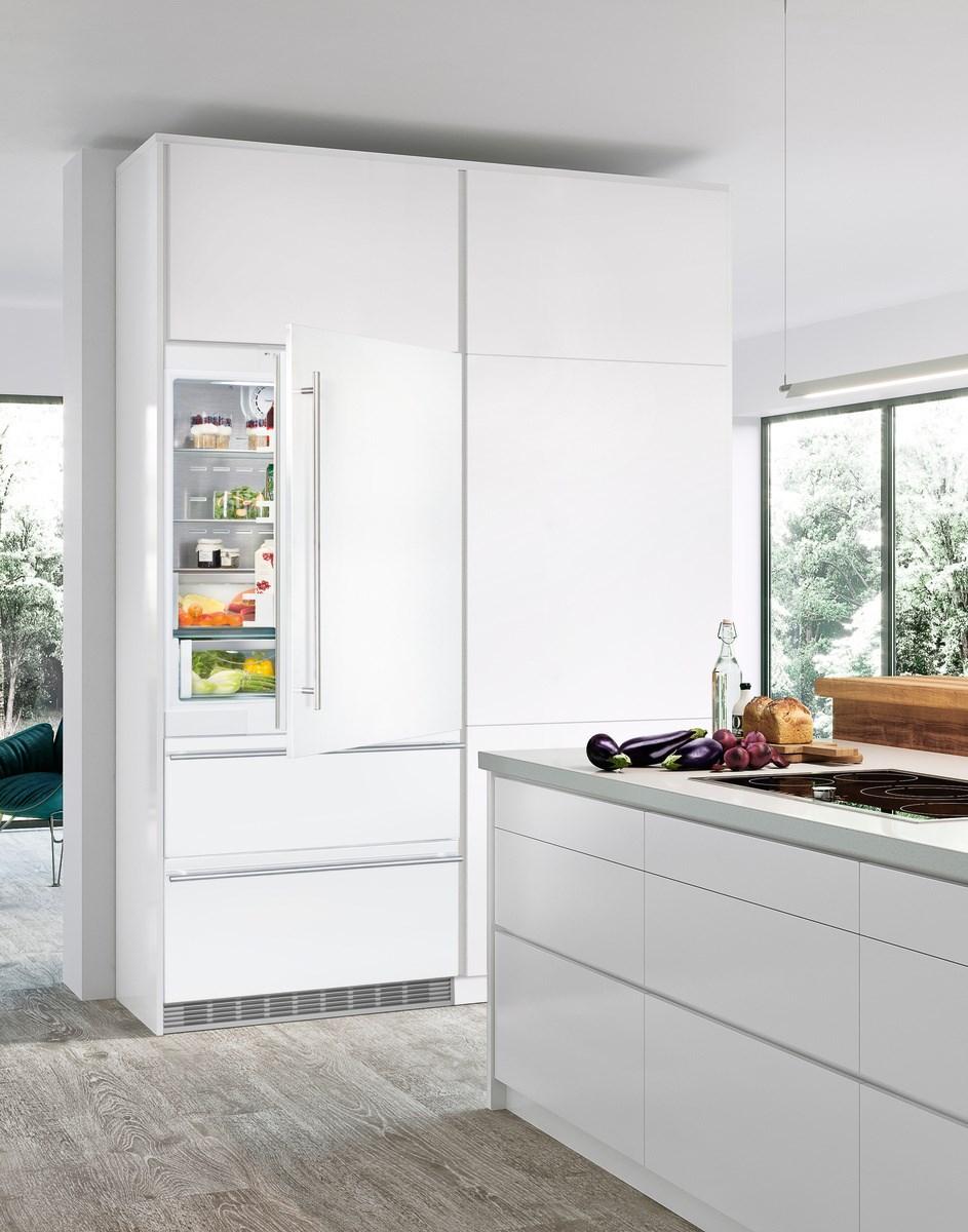 Liebherr Combined refrigerator-freezer with NoFrost for integrated use