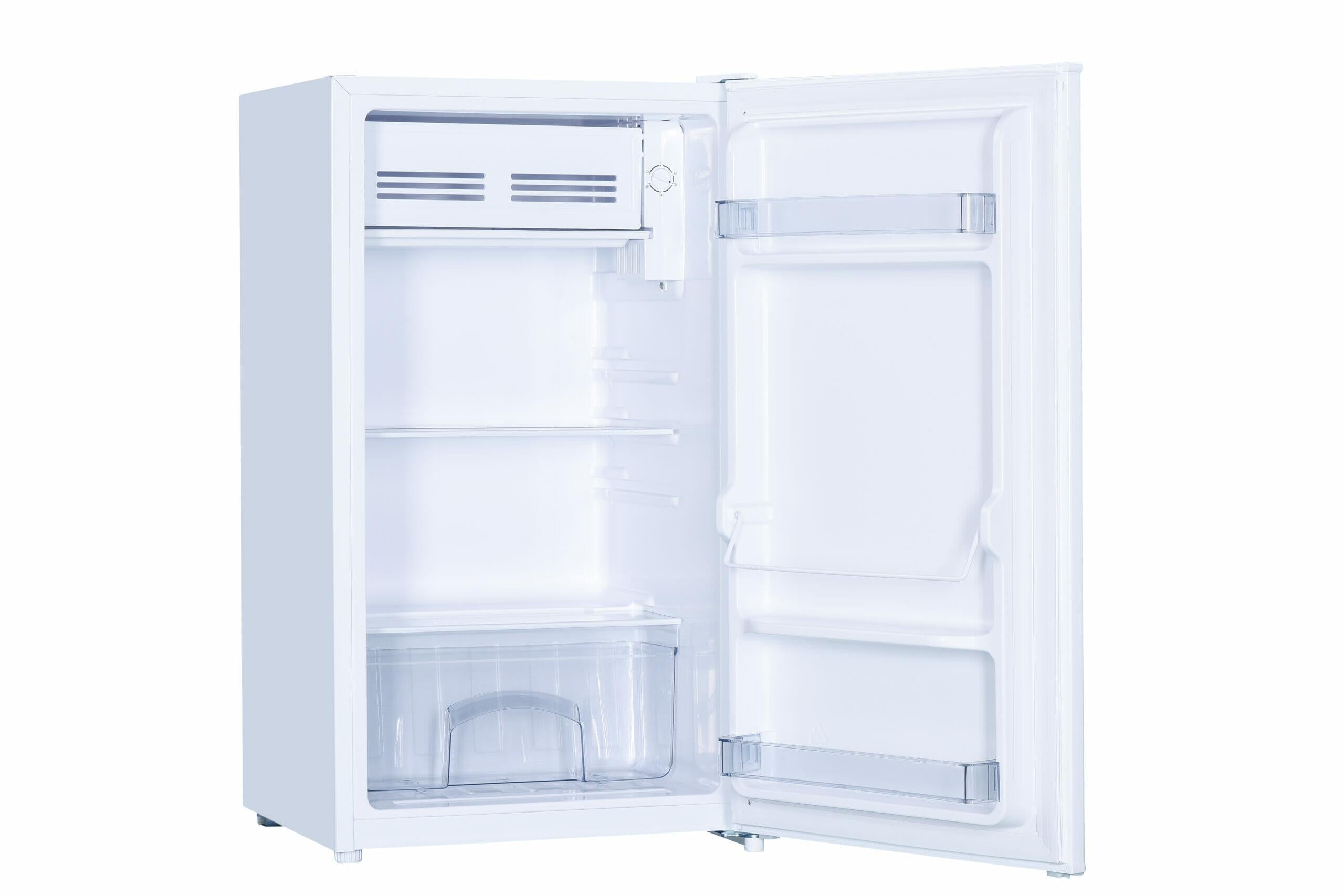 DCR033B2WM Danby Diplomat 3.3 cu. ft. Compact Refrigerator in White