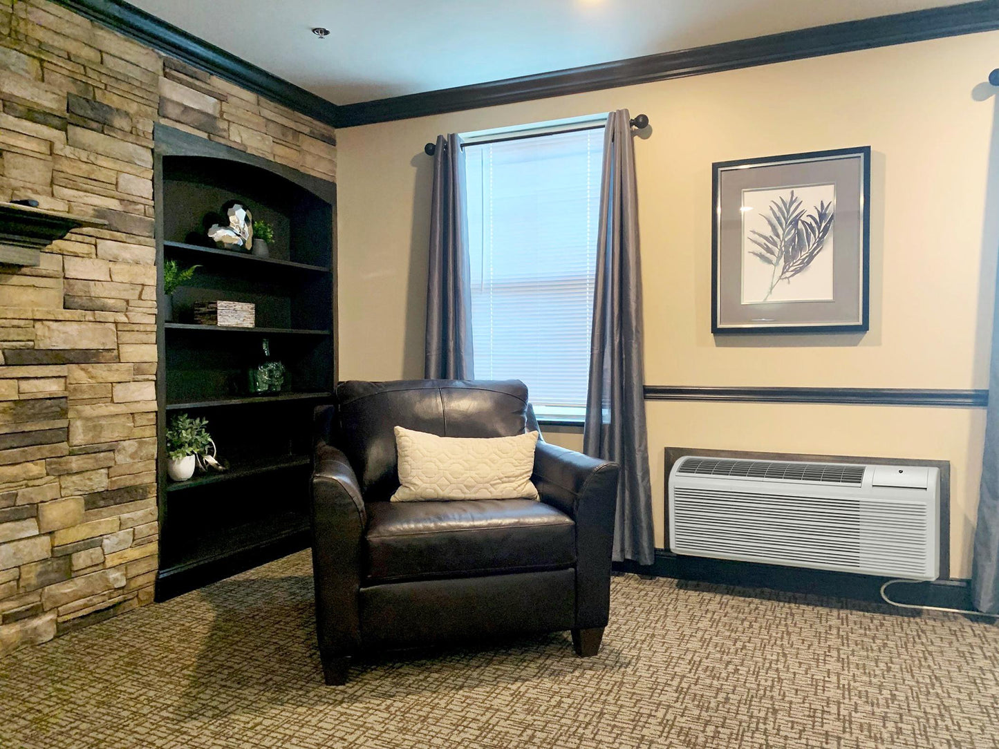 PDH07R3SGR3 Friedrich ZoneAire Premier 7,300 BTU 265V Packaged Terminal Air Conditioner with Heat Pump