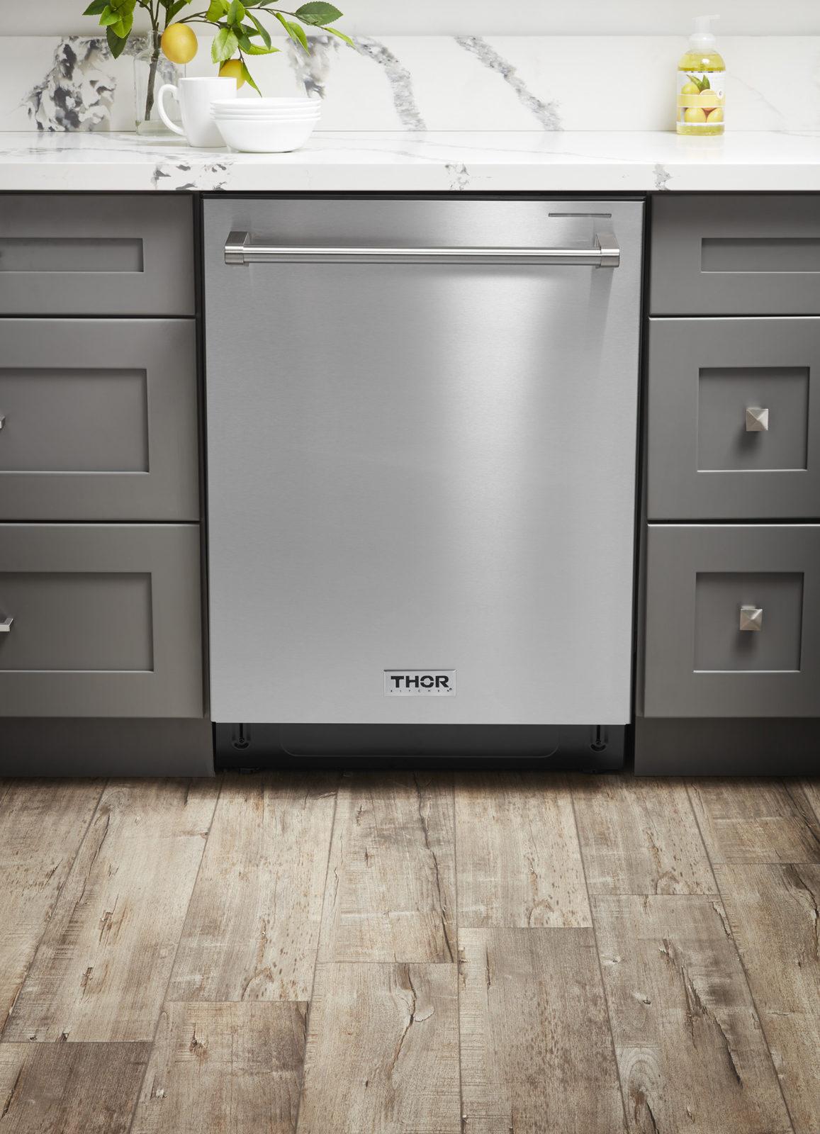 Thor Kitchen 24 Inch Built-in Dishwasher In Stainless Steel
