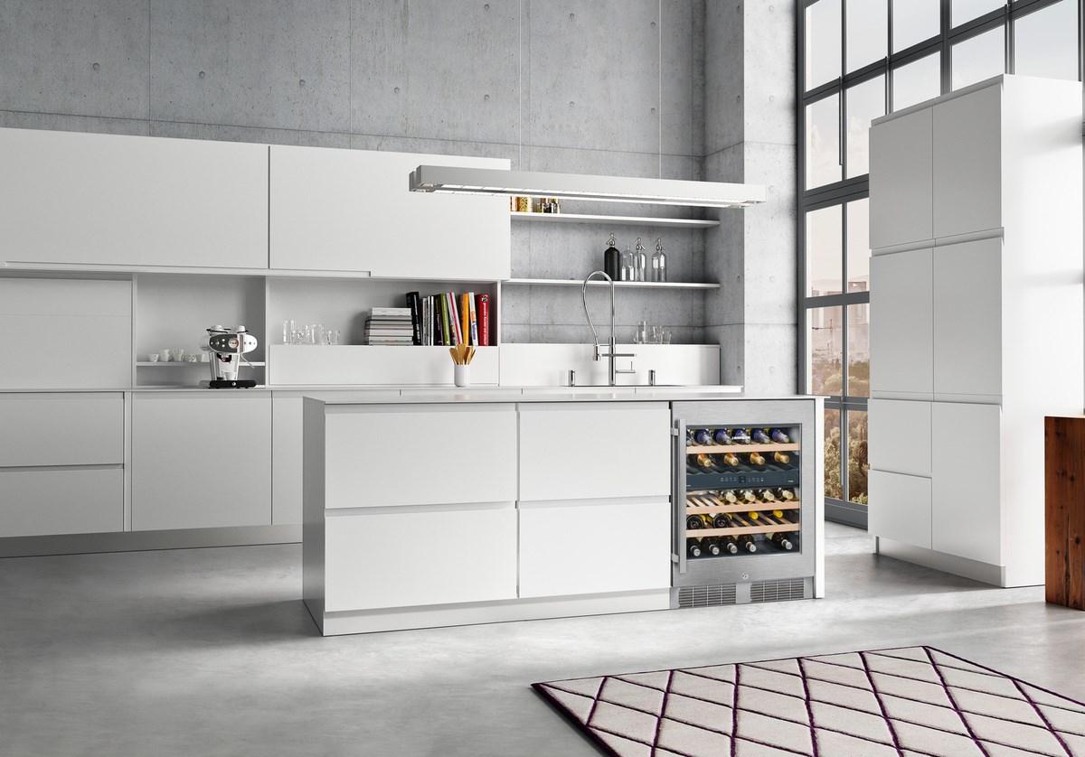 Liebherr Built-under multi-temperature wine fridge