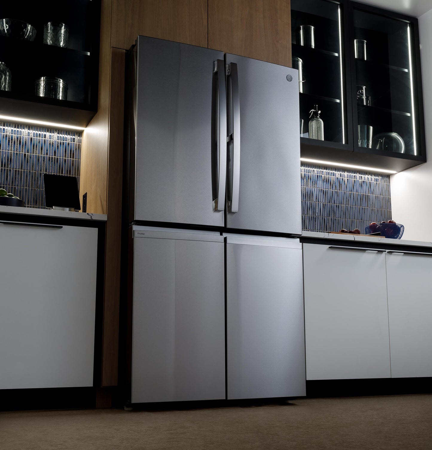 PAE28BYTFS GE Profile™ ENERGY STAR® 28.3 Cu. Ft. Quad-Door Refrigerator with Dual-Dispense AutoFill Pitcher