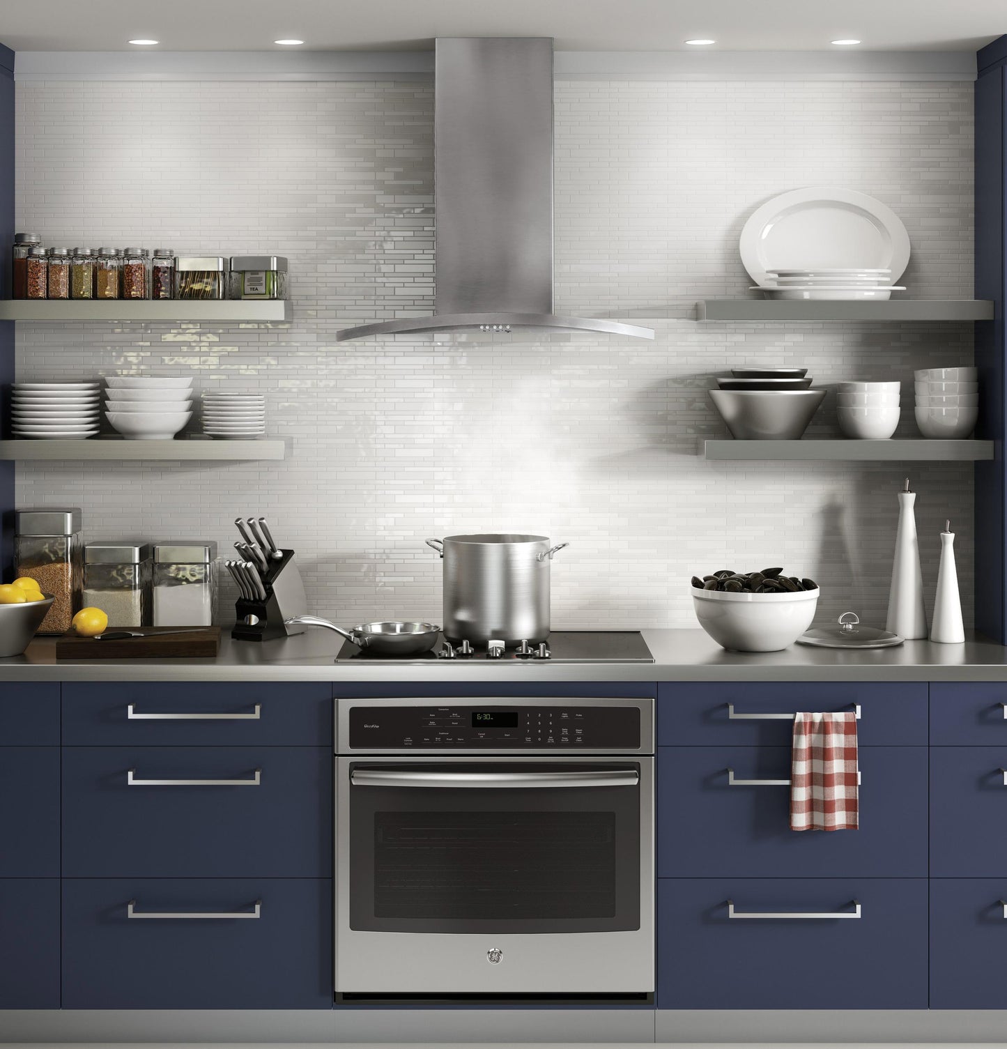 Cafe UVW7301SWSS 30" Wall-Mount Chimney Hood