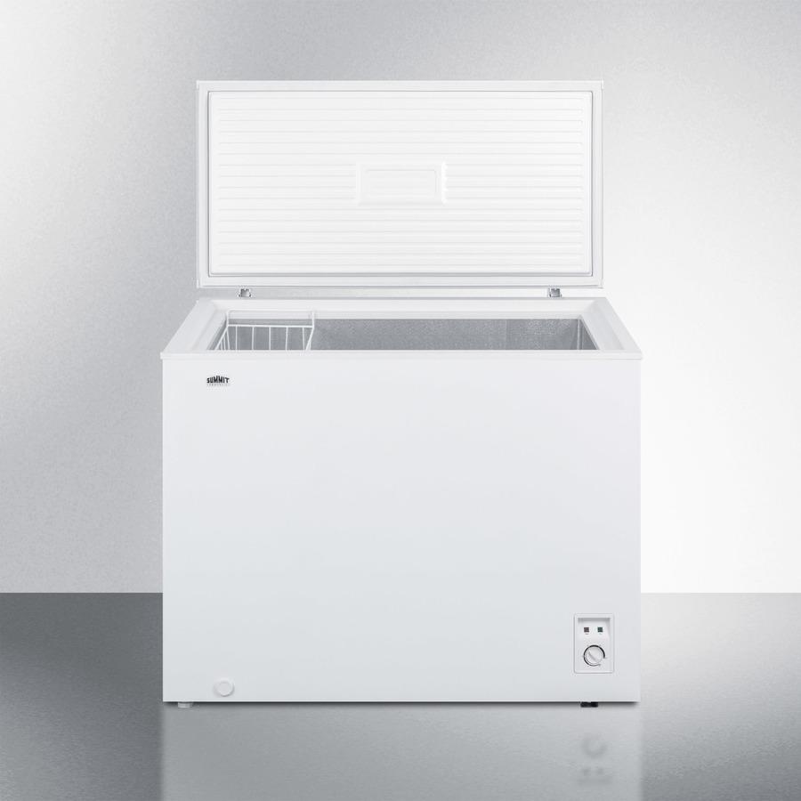 Summit WCH07W 7 CU.FT. Residential Chest Freezer In White