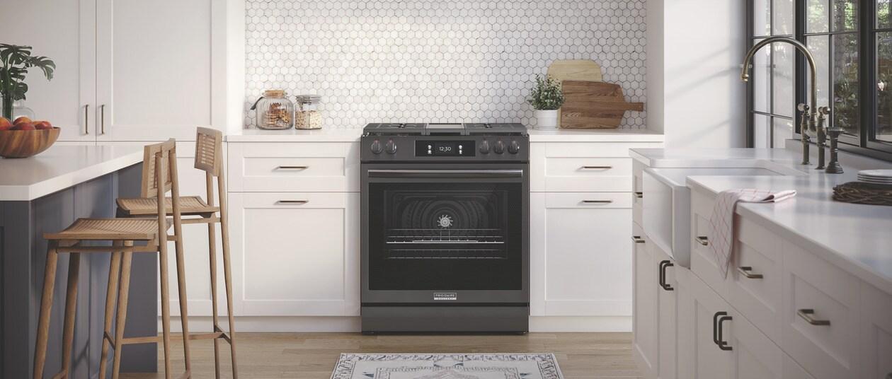 Frigidaire Gallery 30" Front Control Gas Range with Total Convection