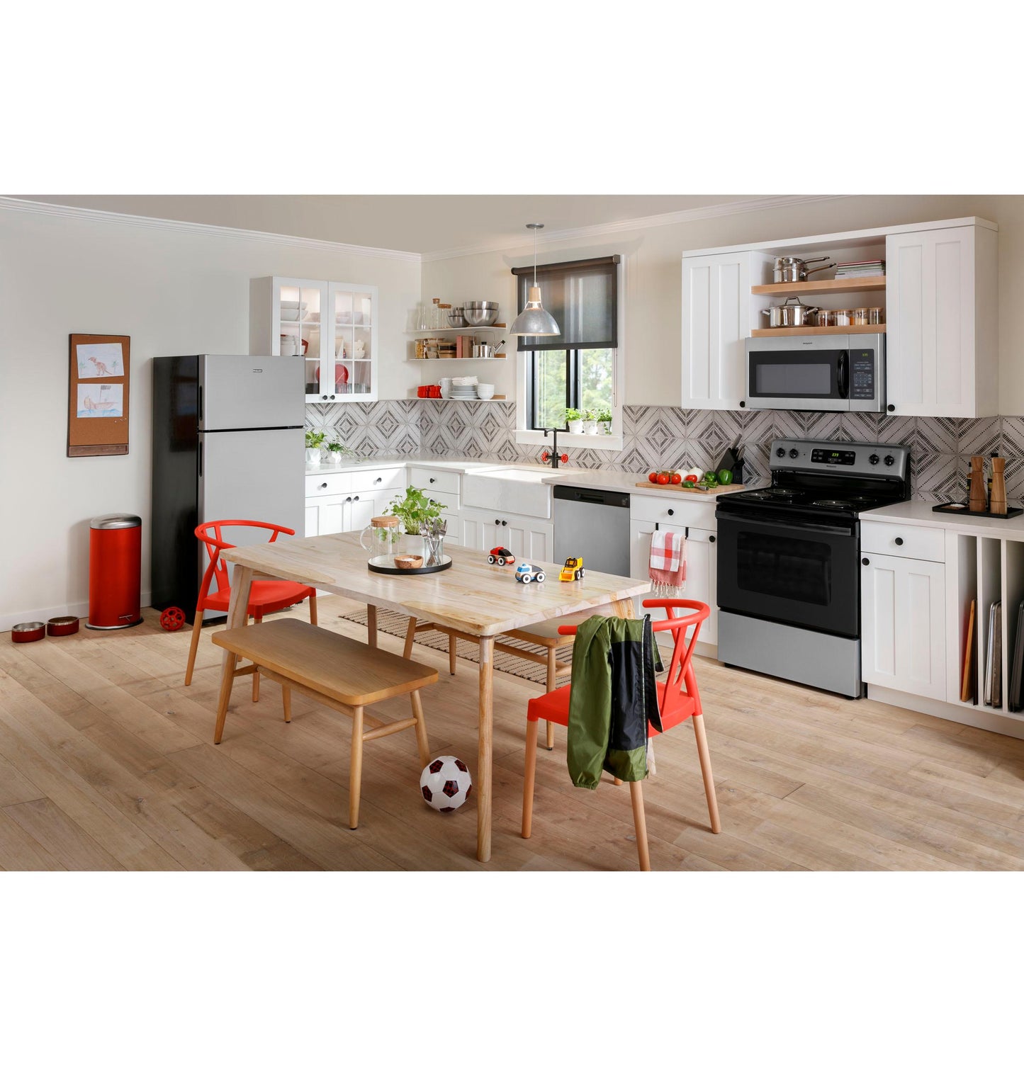 RVM5160MPSA Hotpoint® 1.6 Cu. Ft. Over-the-Range Microwave Oven