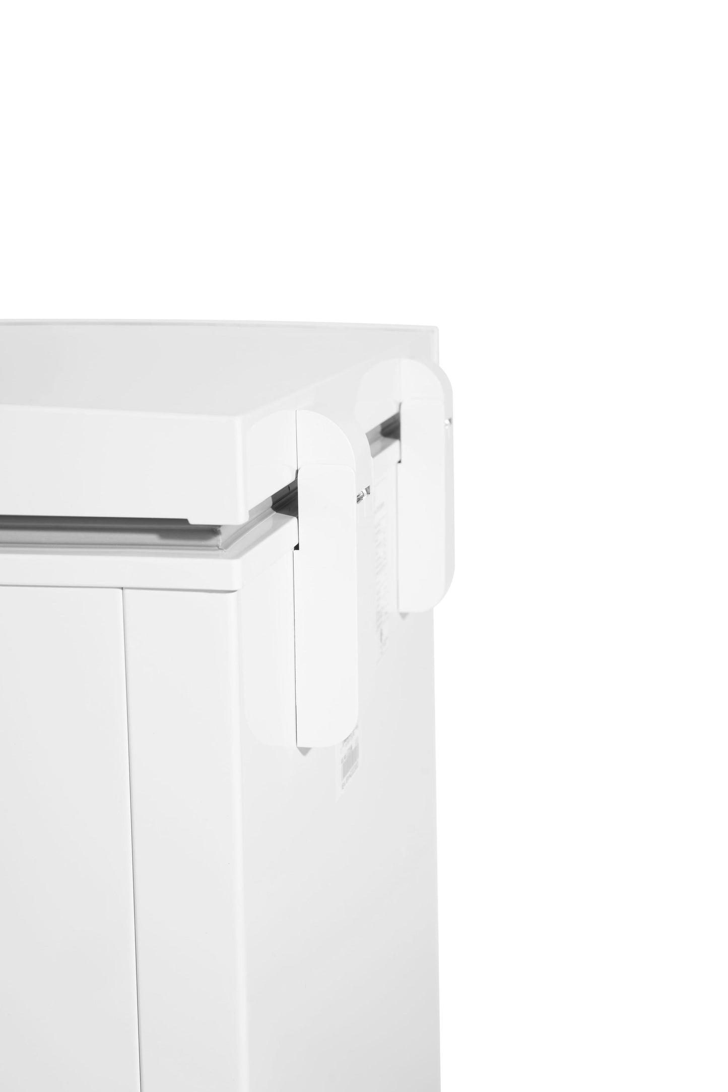 DCF035A5WDB Danby 3.5 cu. ft. Chest Freezer in White