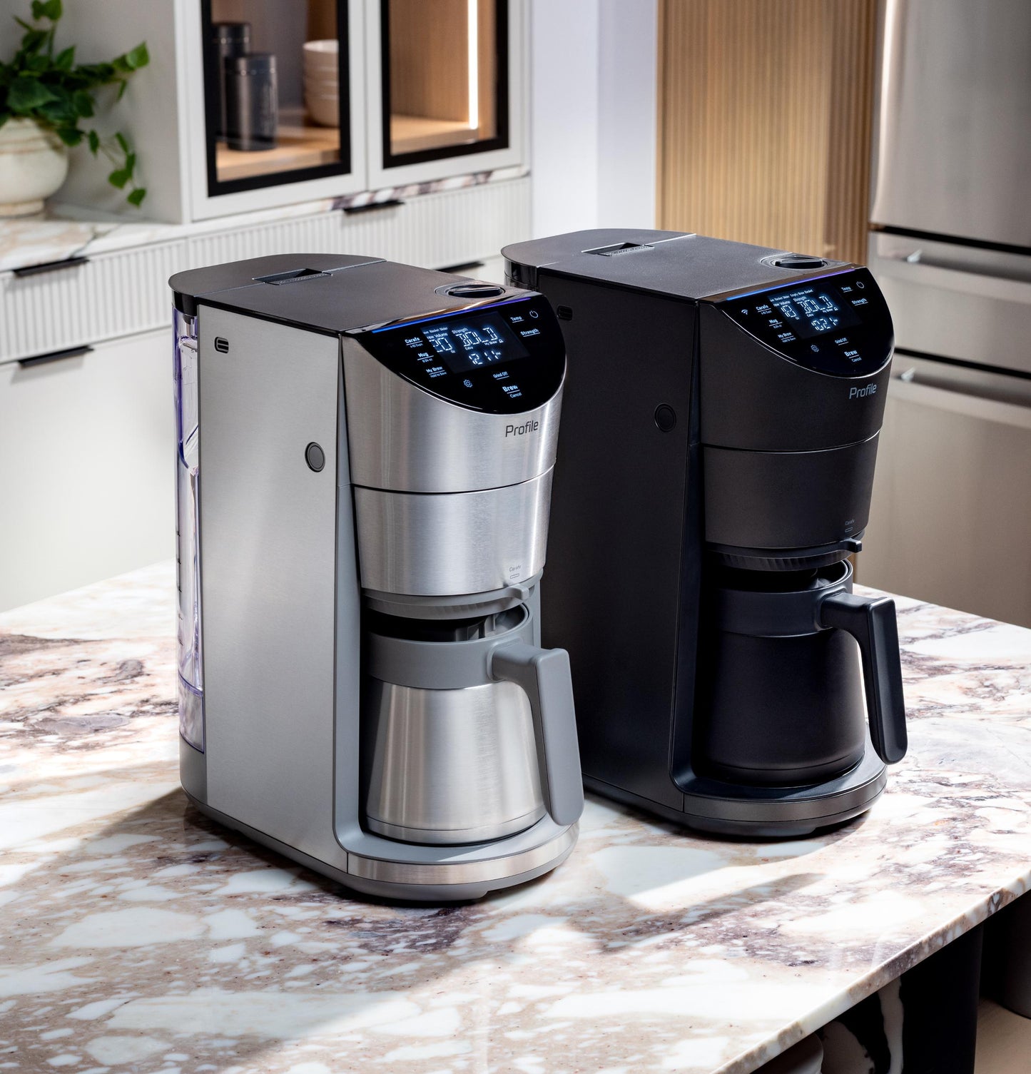 P7CGAAS6TBB GE Profile™ Smart Grind and Brew Coffee Maker with Podless Single Serve