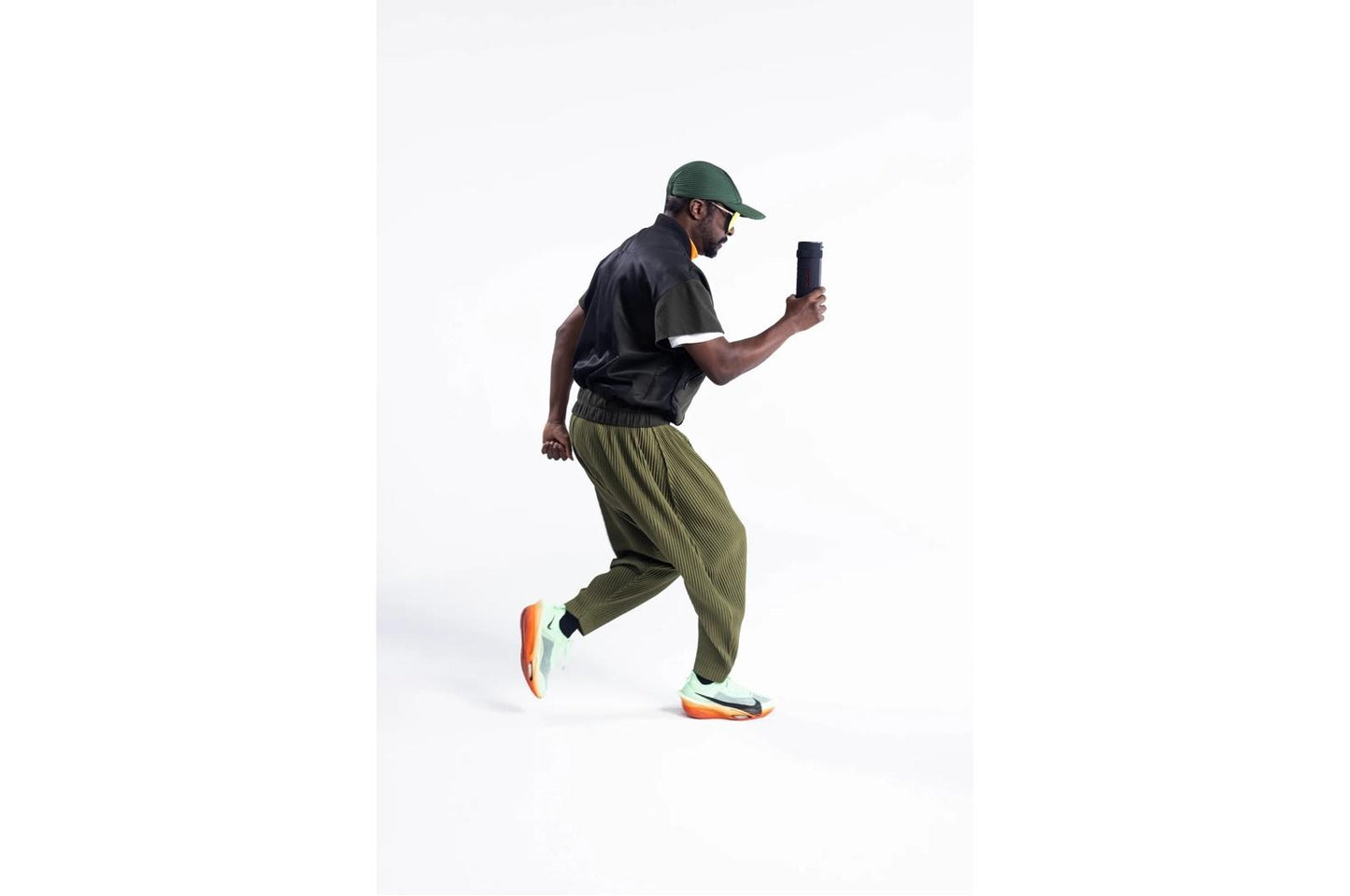 GRABAUSALBK LG xboom Grab  Bluetooth Speaker  xboom Signature Sound by will.i.am for Ultimate Portability