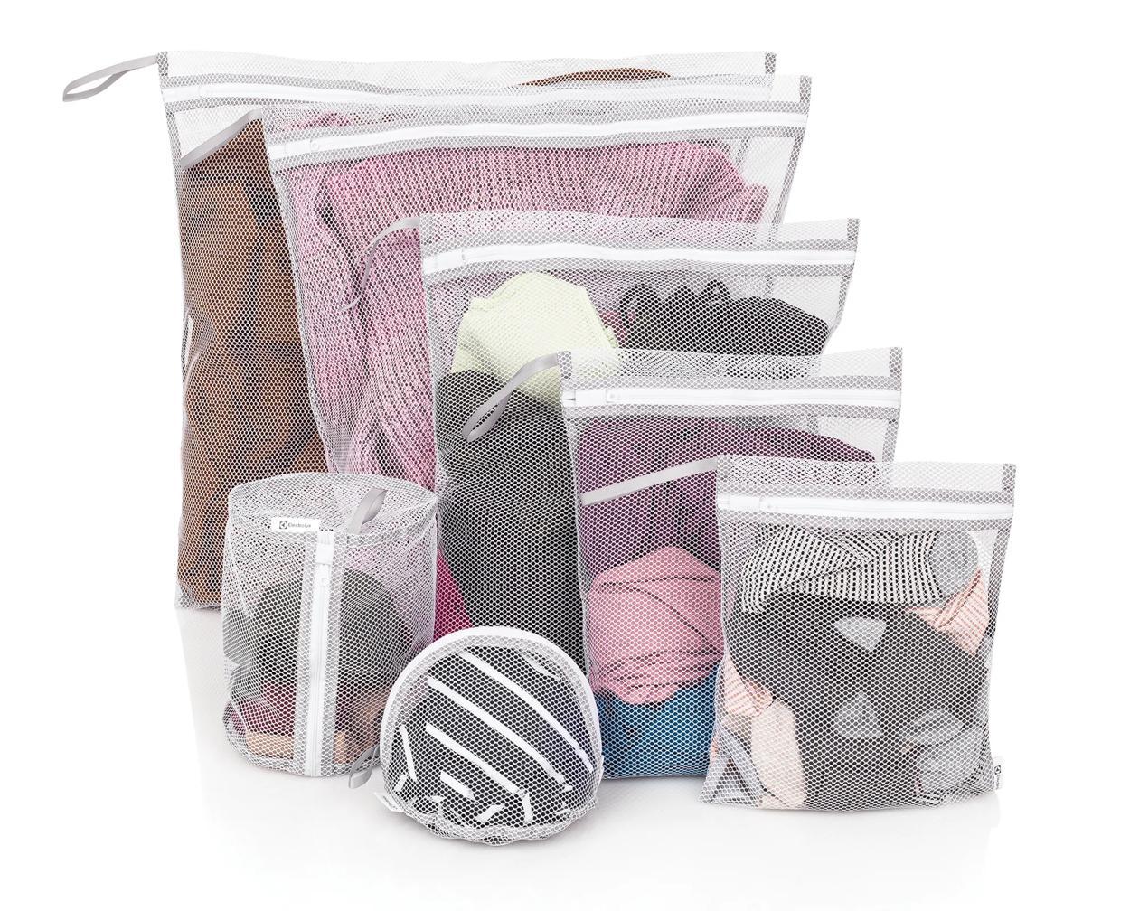 Electrolux 14ELWBAG02 LuxCare™ 7 Piece Delicate Wash Bag Set