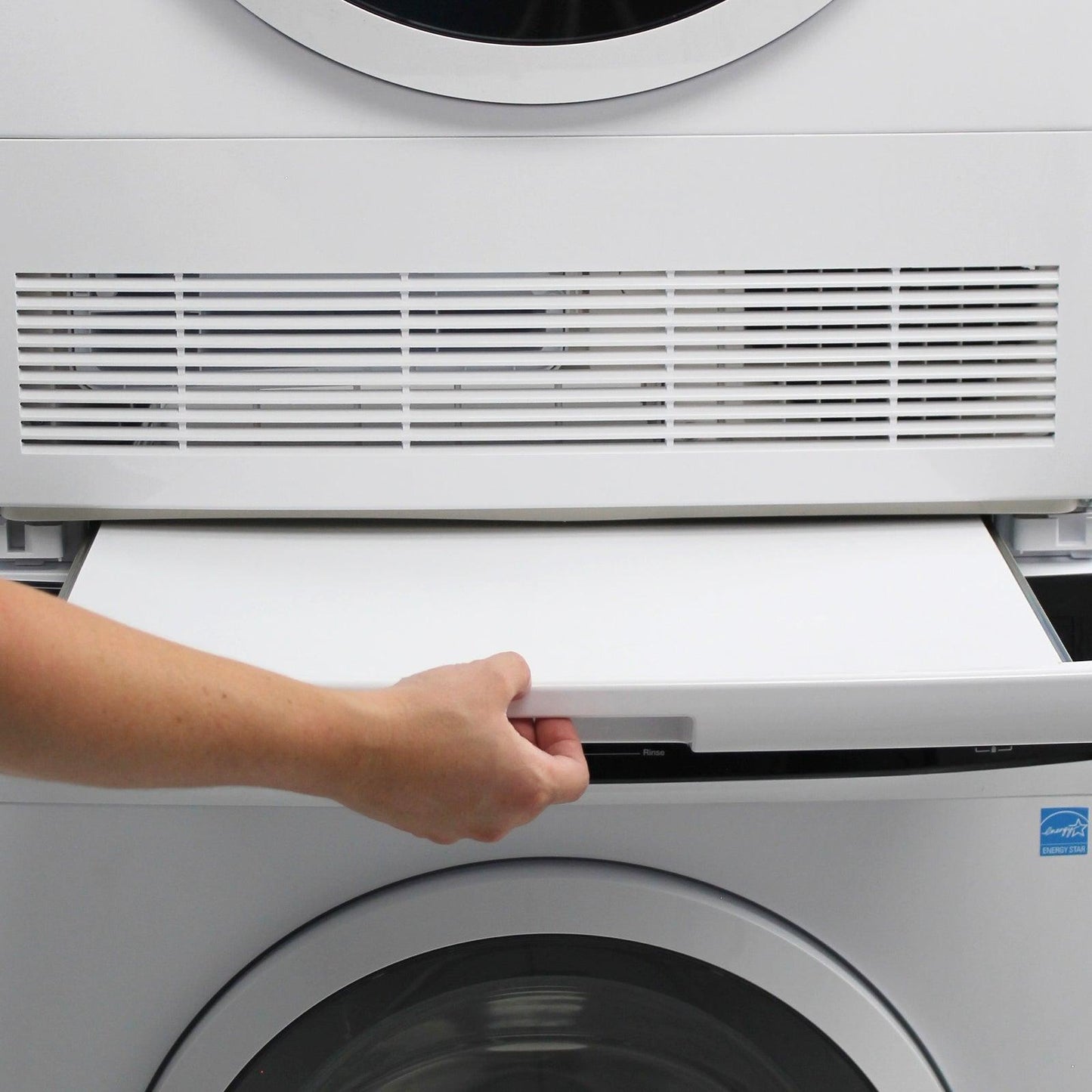 SK1V0W Avanti Laundry Stacking Kit