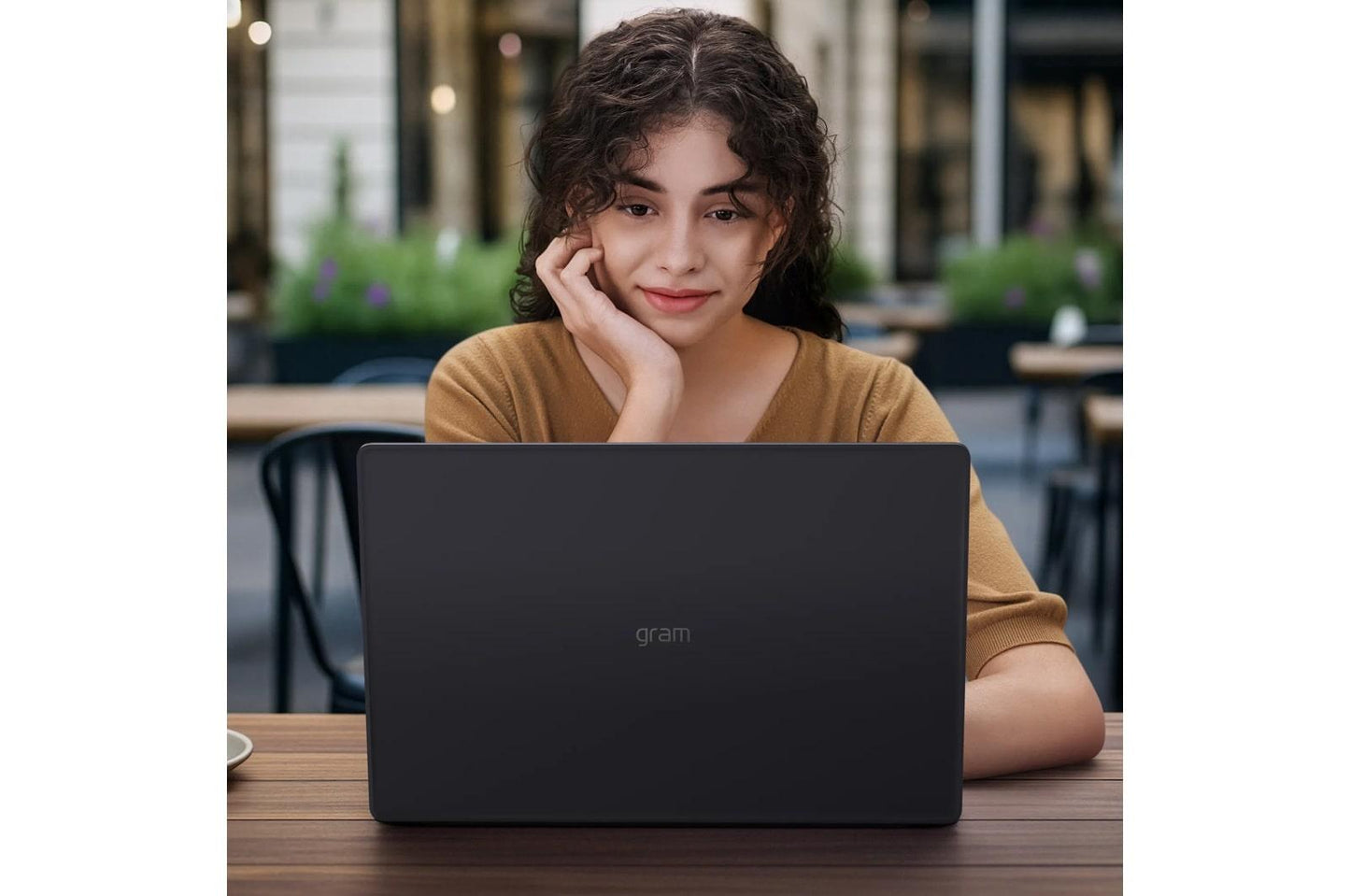 15Z95UHAU87U1 LG gram 15 Inch Copilot+ PC, Windows 11 Home, Lightweight Dual AI Touchscreen Laptop, AMD Ryzen™ AI 7, 32GB RAM, 1TB SSD, Black