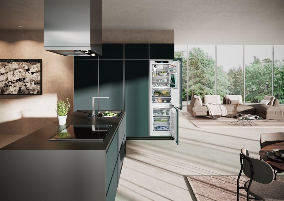 Liebherr ICB5160IM Fully Integrated Bottom Freezer Refrigerator with BioFresh