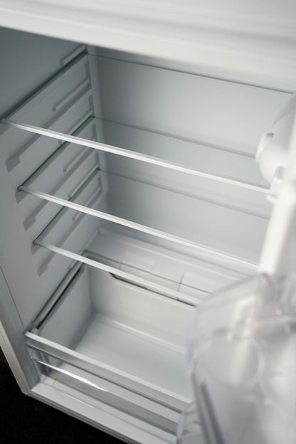 DPF074V1WDB6 Danby 7.4 cu. ft. Apartment Size Fridge Top Mount in White