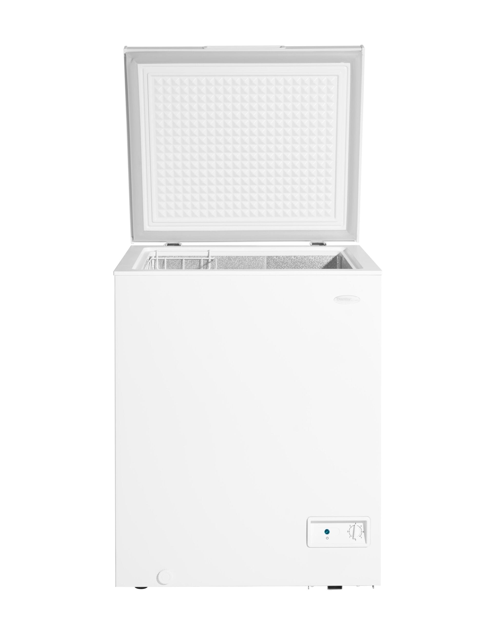 DCF050A6WM Danby 5.0 cu. ft. Square Model Chest Freezer DOE in White