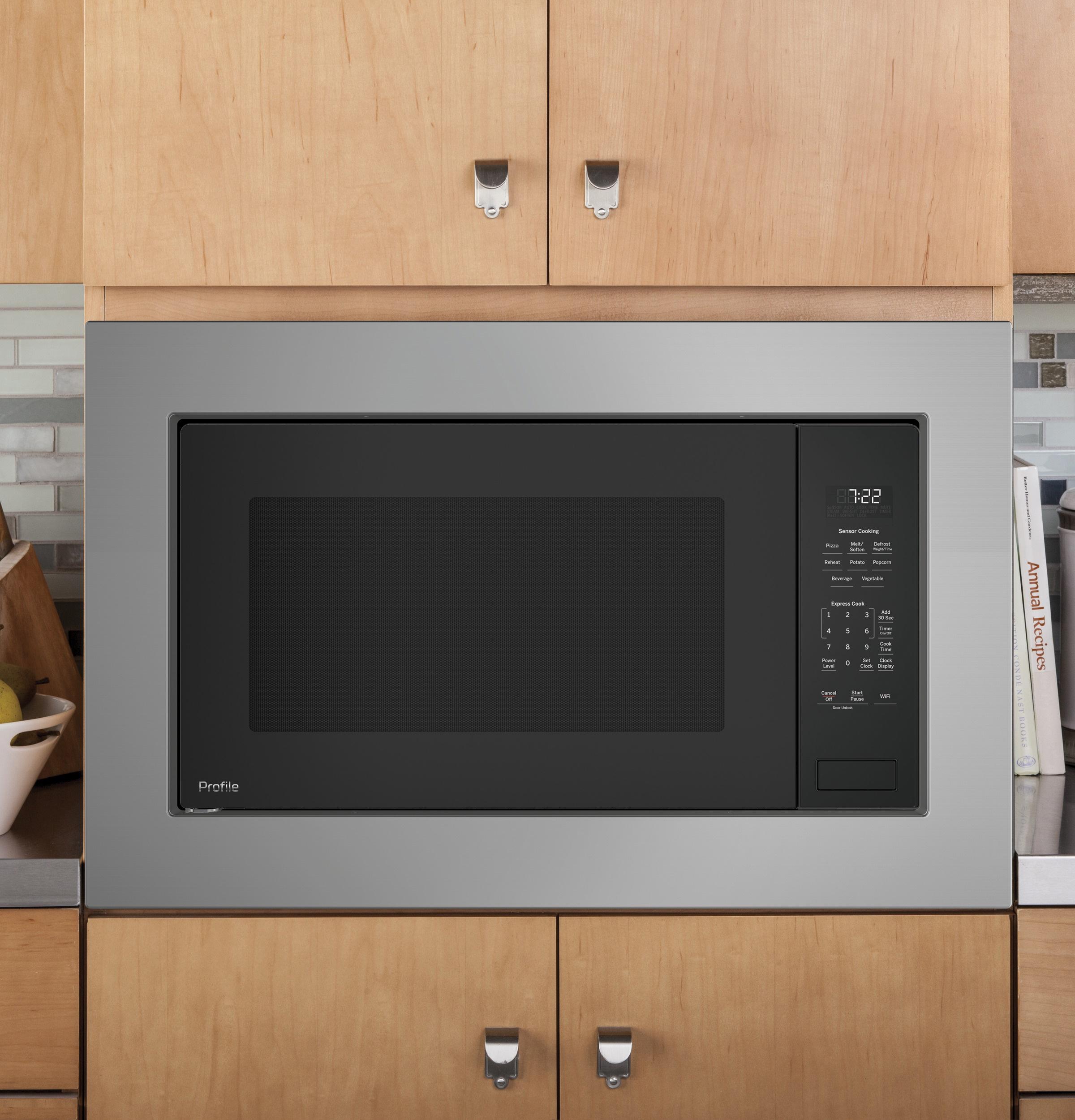 PCWK22U1WDD GE Profile™ 2.2 Cu. Ft. Built-In Sensor Microwave Oven