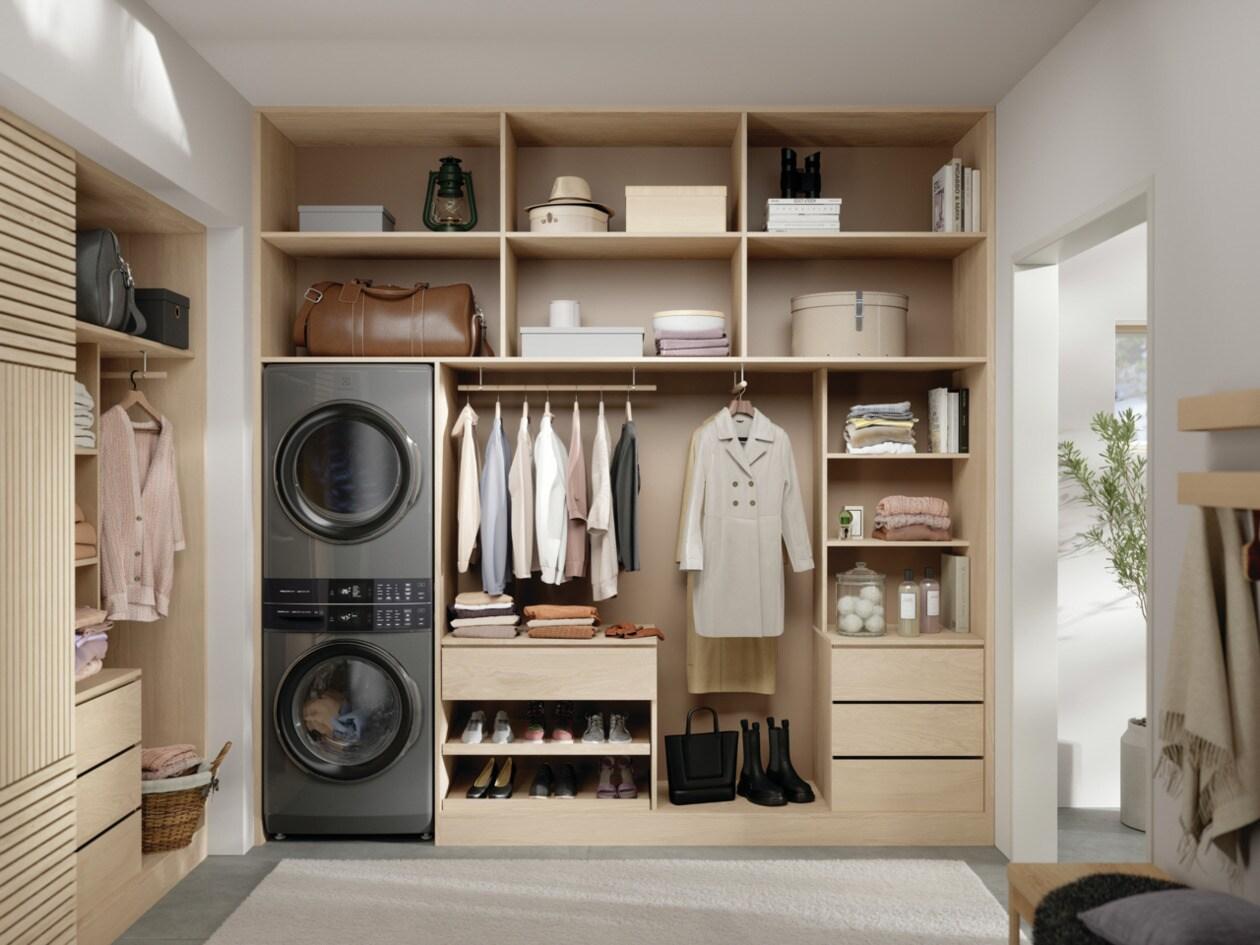 Electrolux ELTG7600AT Laundry Tower Single Unit Front Load 4.5 Cu. Ft. Washer & 8 Cu. Ft. Gas Dryer