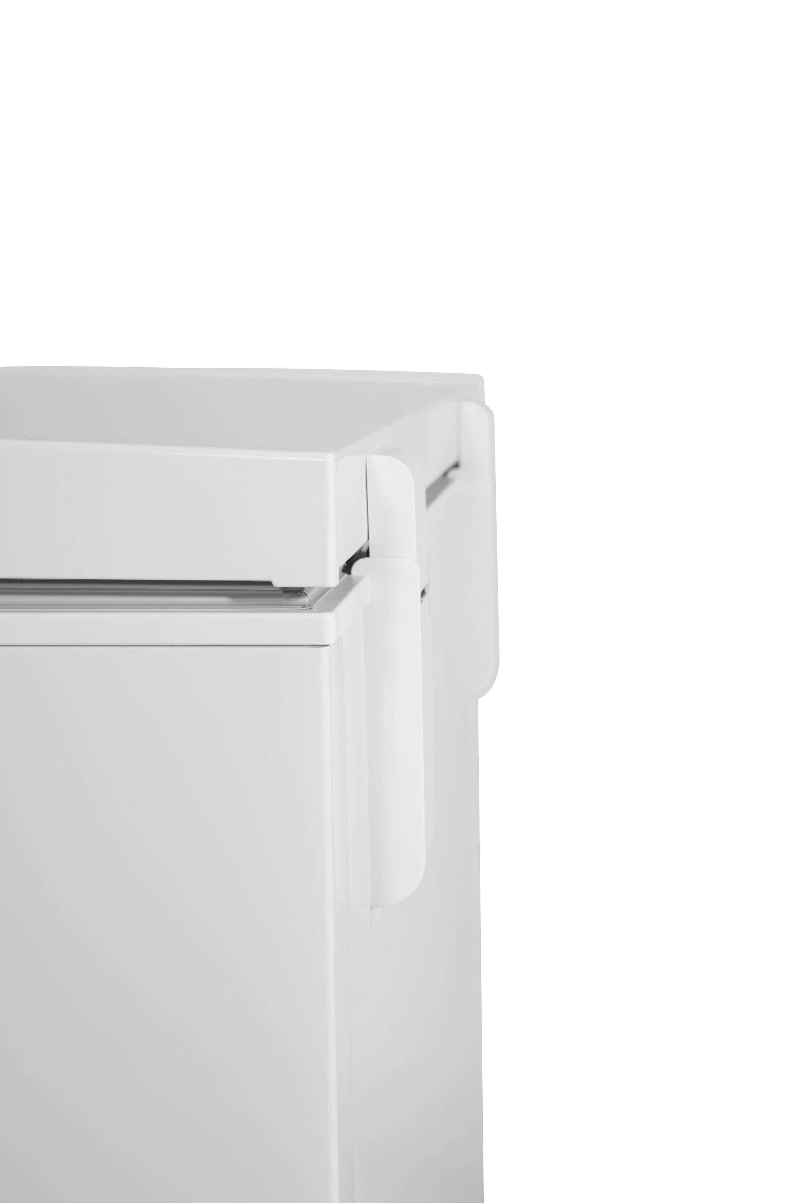 DCF050A6WM Danby 5.0 cu. ft. Square Model Chest Freezer DOE in White