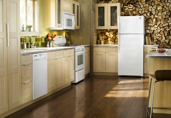 14.4 cu. ft. Top-Freezer Refrigerator with two Crisper Drawers