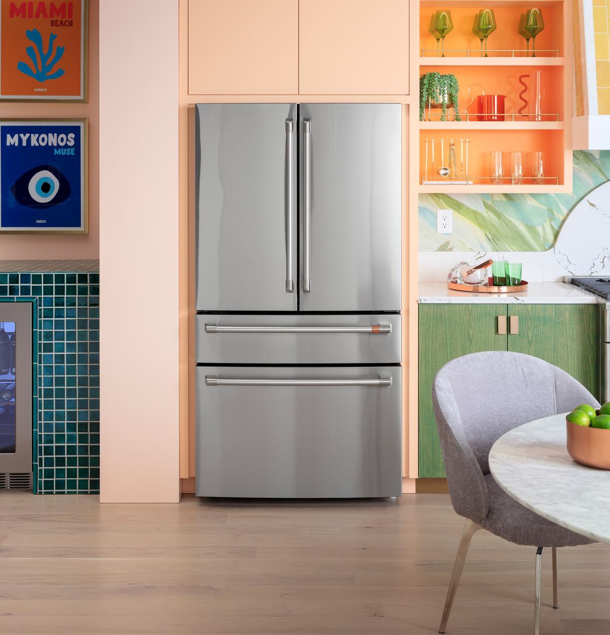 Cafe CGE29DP2TS1 CAF(EBACK)™ ENERGY STAR® 28.7 Cu. Ft. Smart 4-Door French-Door Refrigerator With Dual-Dispense AutoFill Pitcher