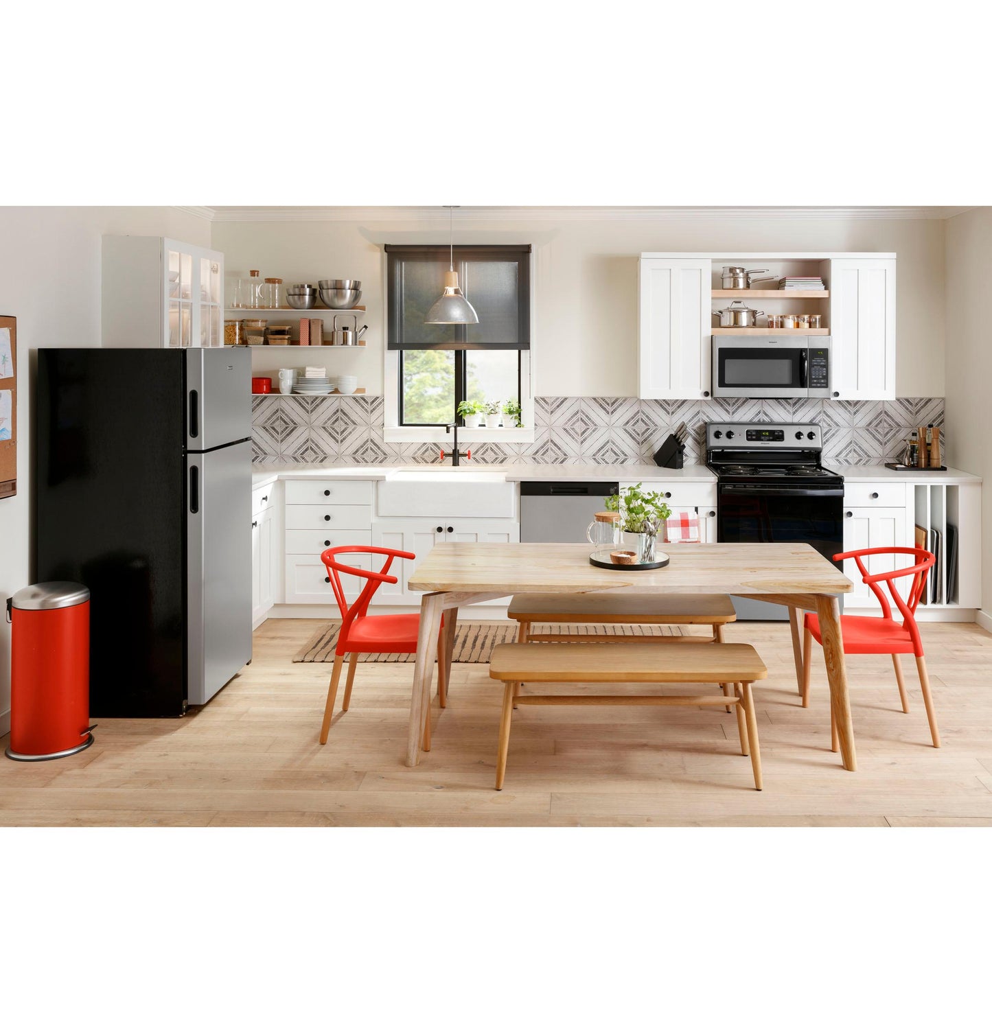 RVM5160MPSA Hotpoint® 1.6 Cu. Ft. Over-the-Range Microwave Oven