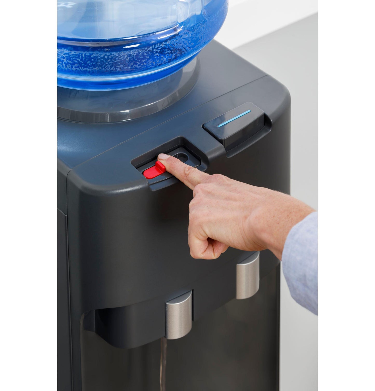 GXCF04P GE® Top-Loading Hot and Cold Water Dispenser