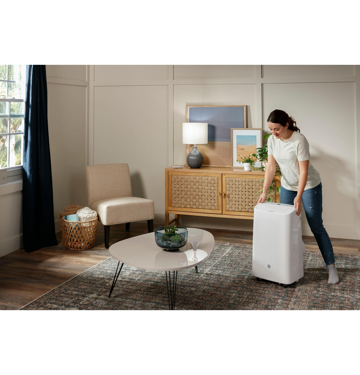 APLS07WWB GE® 7,000 BTU Class Smart Portable Air Conditioner for Small Rooms up to 300 sq ft. (7,550 BTU DOE)