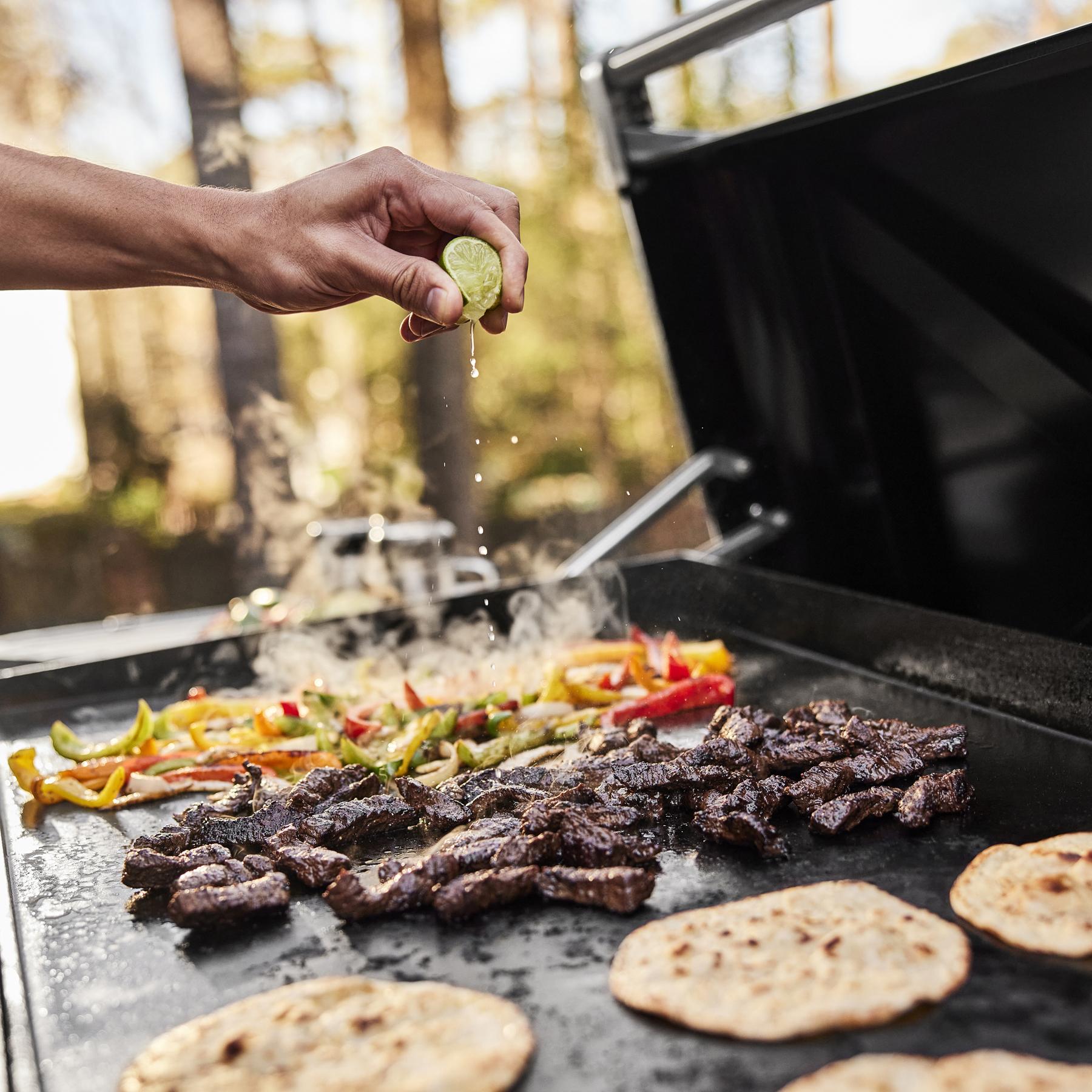 Weber 1501350 Slate® 36" Rust-Resistant Griddle (Natural Gas) - Black