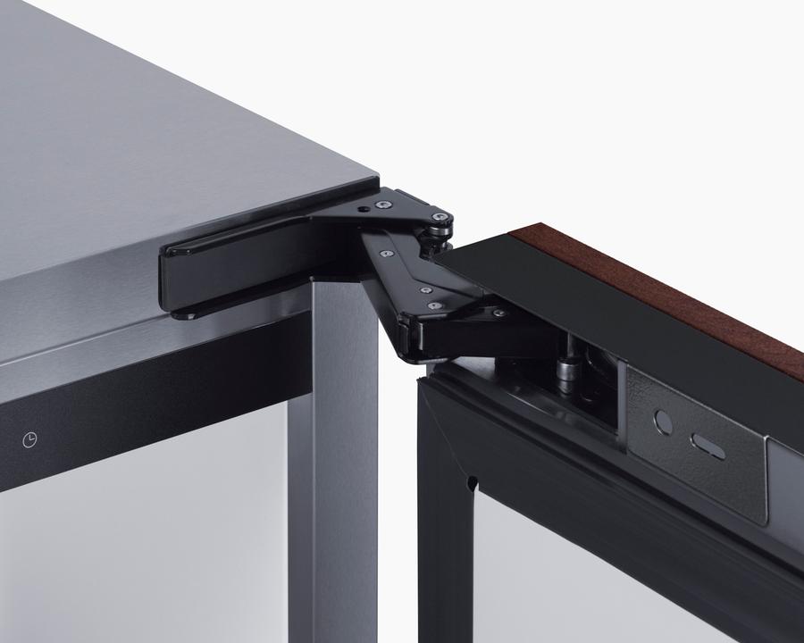 Summit BIM62ADAPNR 68 Lb. Clear Icemaker, ADA Compliant (panel Not Included)