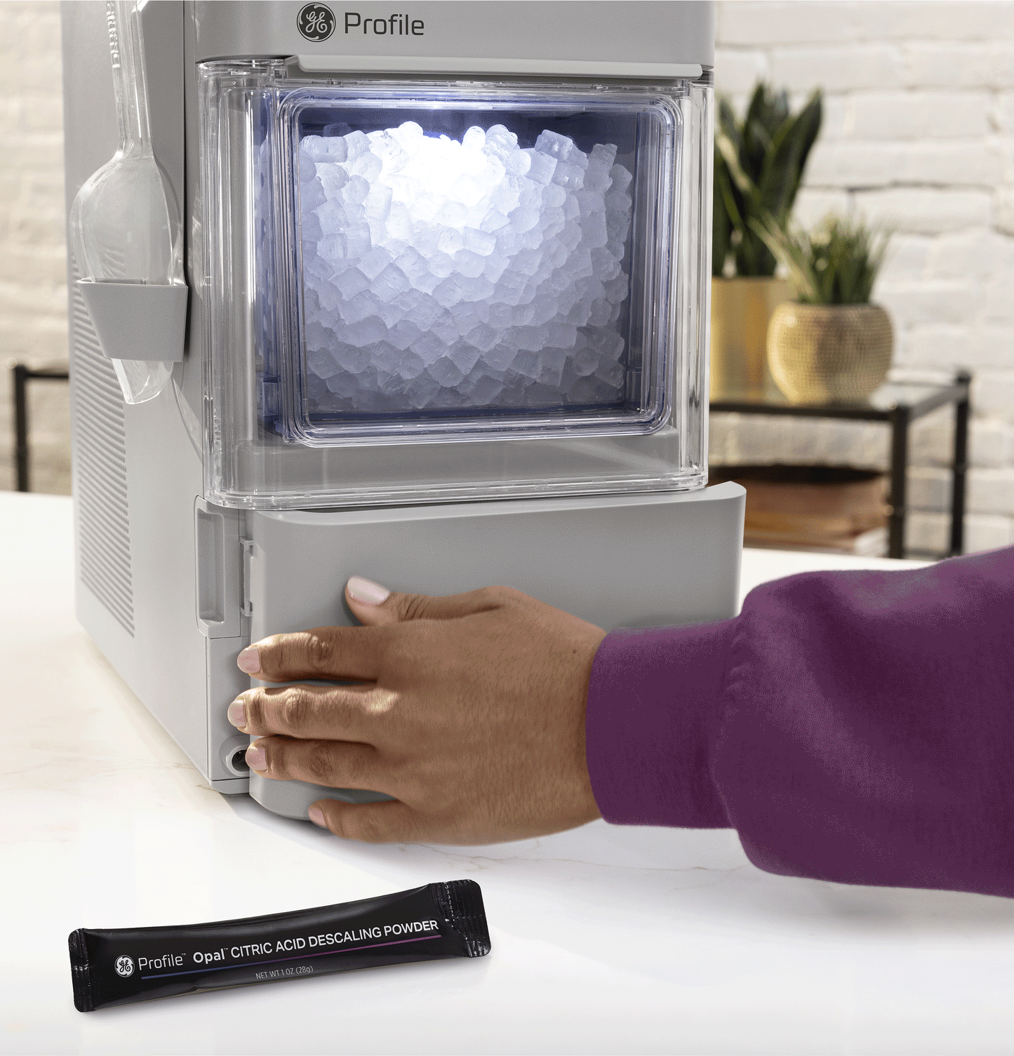 P4NM20BZLG GE Profile™ Opal™ Mini Nugget Ice Maker