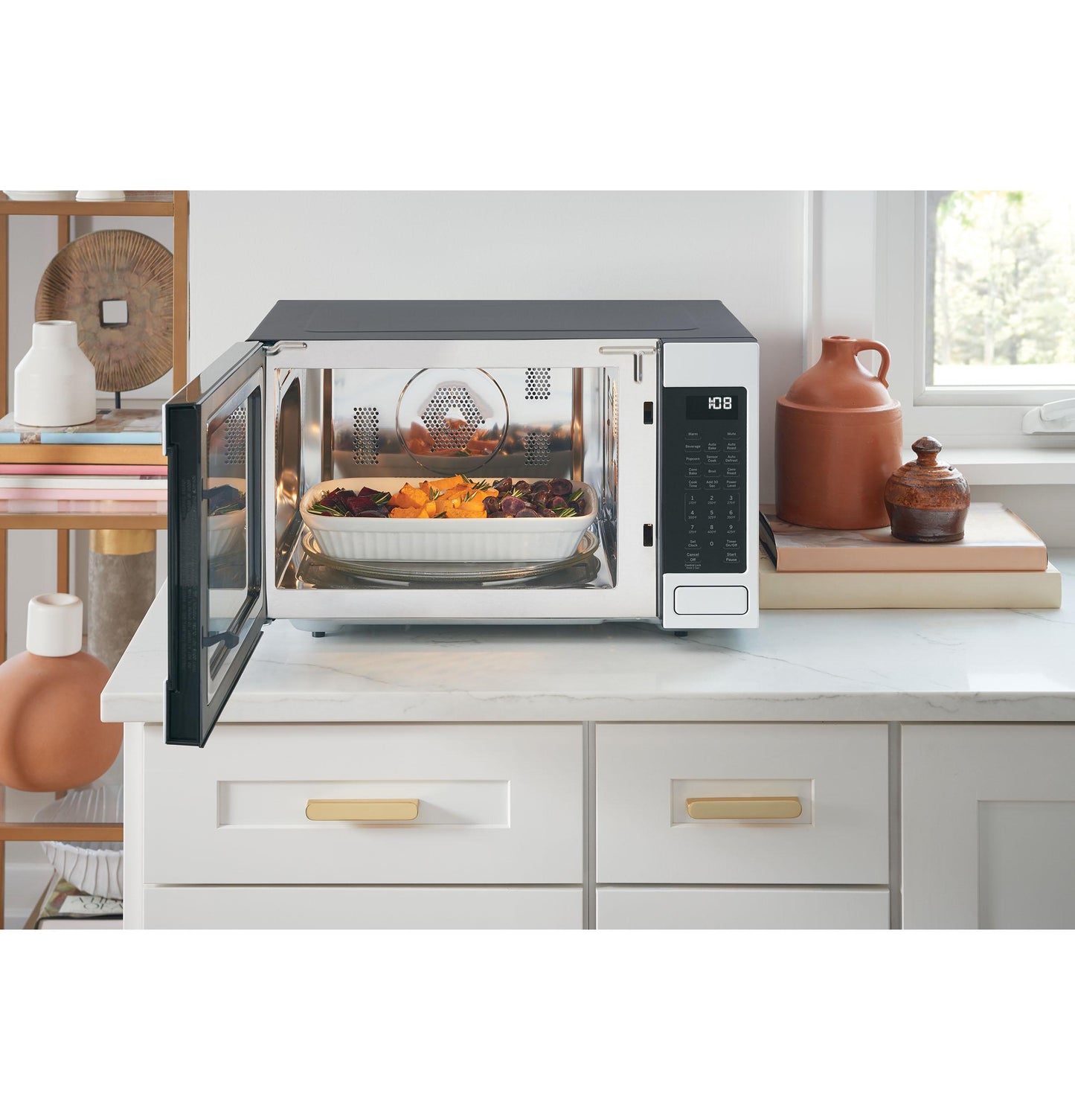 Cafe CCWK15C1WSS CAF(EBACK)™ 1.5 Cu. Ft. Smart Countertop Convection/Microwave Oven