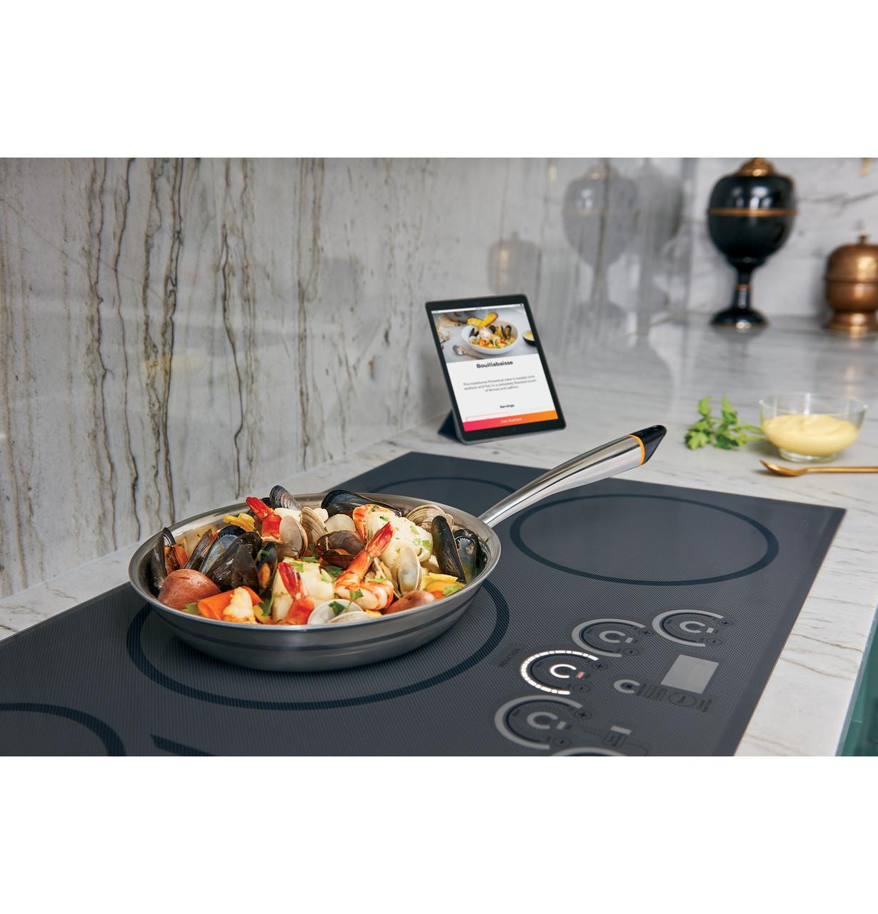 Caf(eback)™ 36" Smart Touch-Control Induction Cooktop