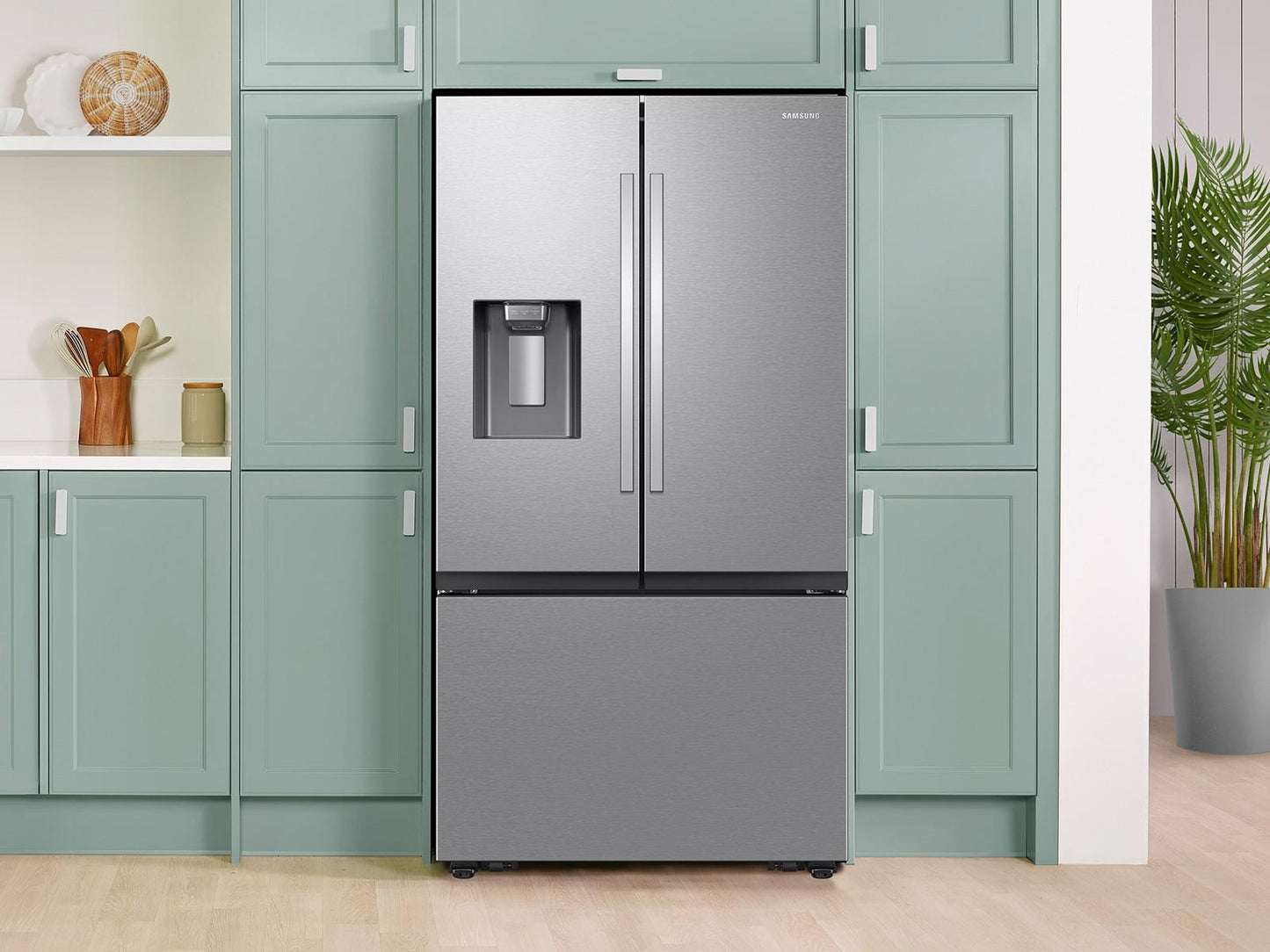 Samsung RF27CG5B30SR Bespoke AI 3-Door French Door Mega Capacity  External Water & Ice Dispenser  26 cu. ft.
