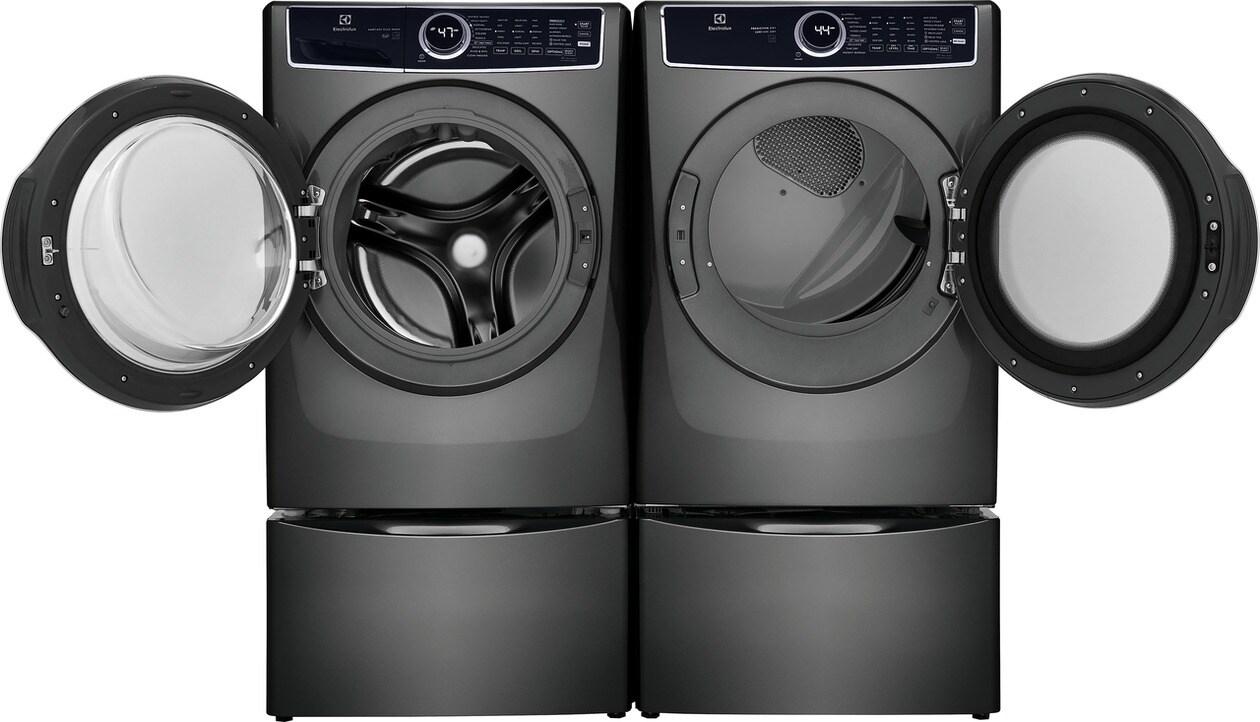 ELFG7537AT Electrolux Front Load Perfect Steam™ Gas Dryer with Predictive Dry™ and Instant Refresh - 8.0 Cu. Ft.