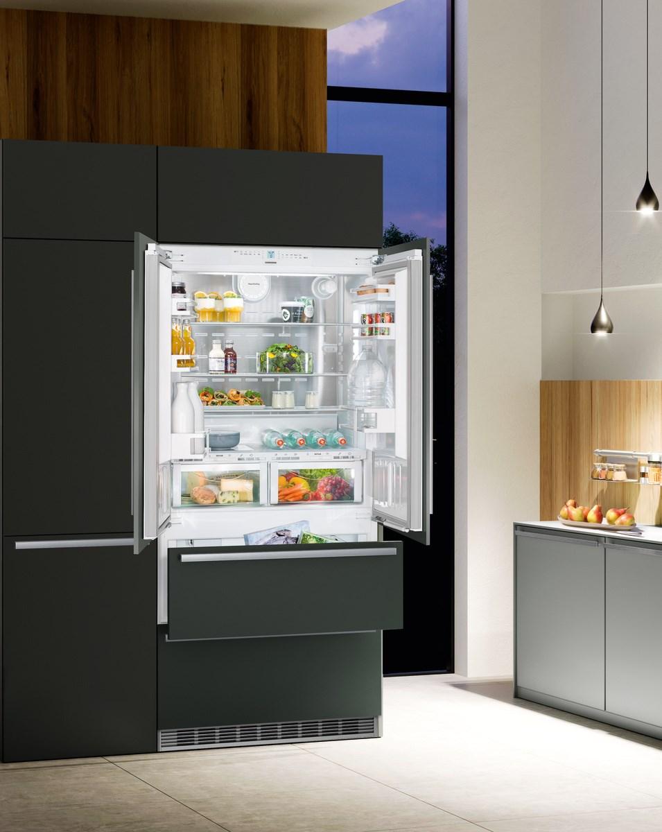 Liebherr Combined refrigerator-freezer with NoFrost for integrated use