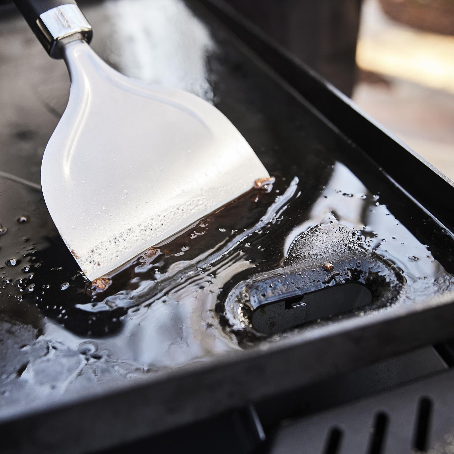 1501006 Weber® 36" Rust-Resistant Griddle - Black