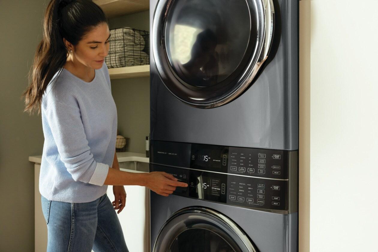 Electrolux ELTG7600AT Laundry Tower Single Unit Front Load 4.5 Cu. Ft. Washer & 8 Cu. Ft. Gas Dryer