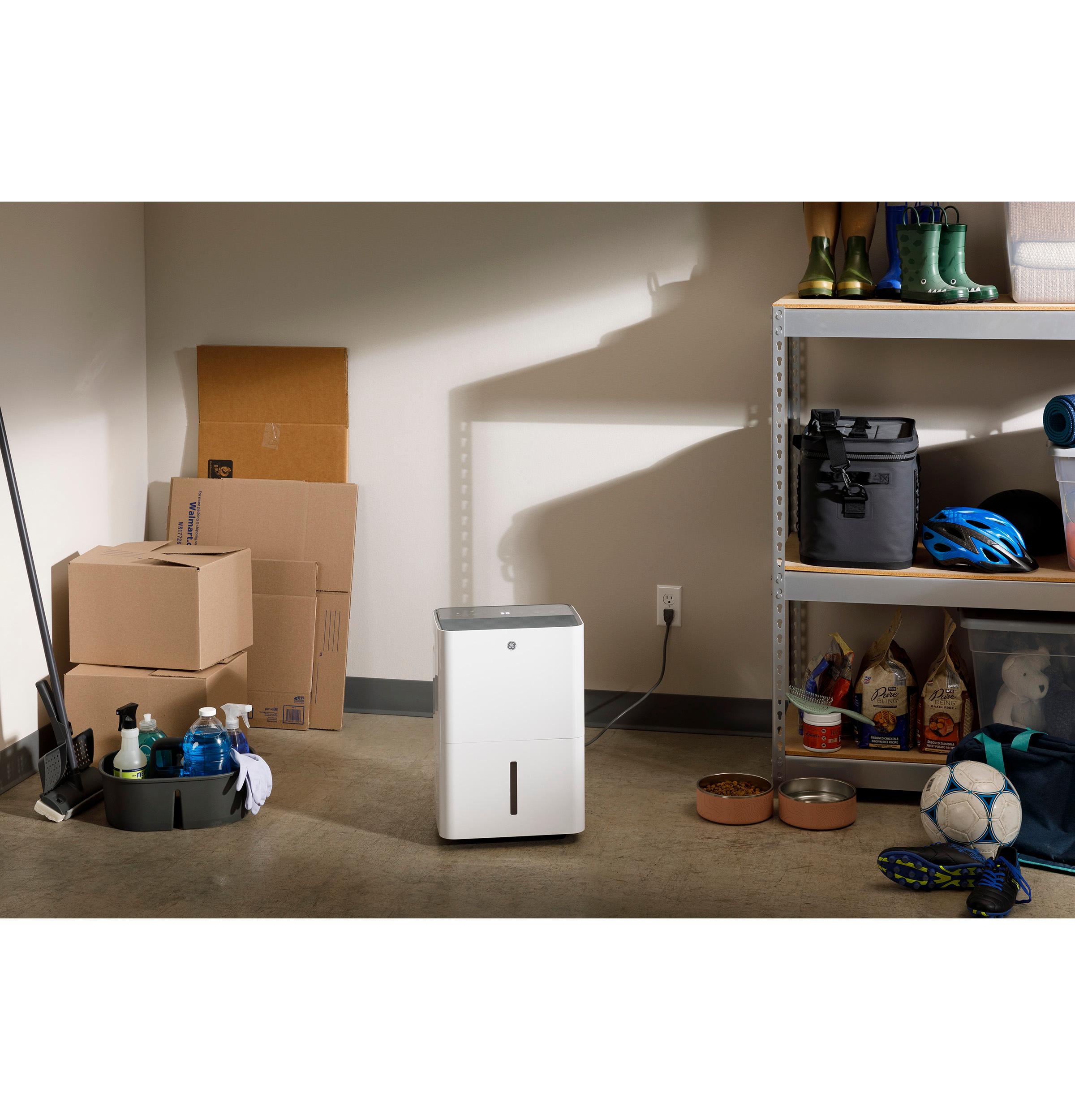 ADYR35LC GE® ENERGY STAR® 35 Pint Portable Dehumidifier with Smart Dry for Very Damp Spaces