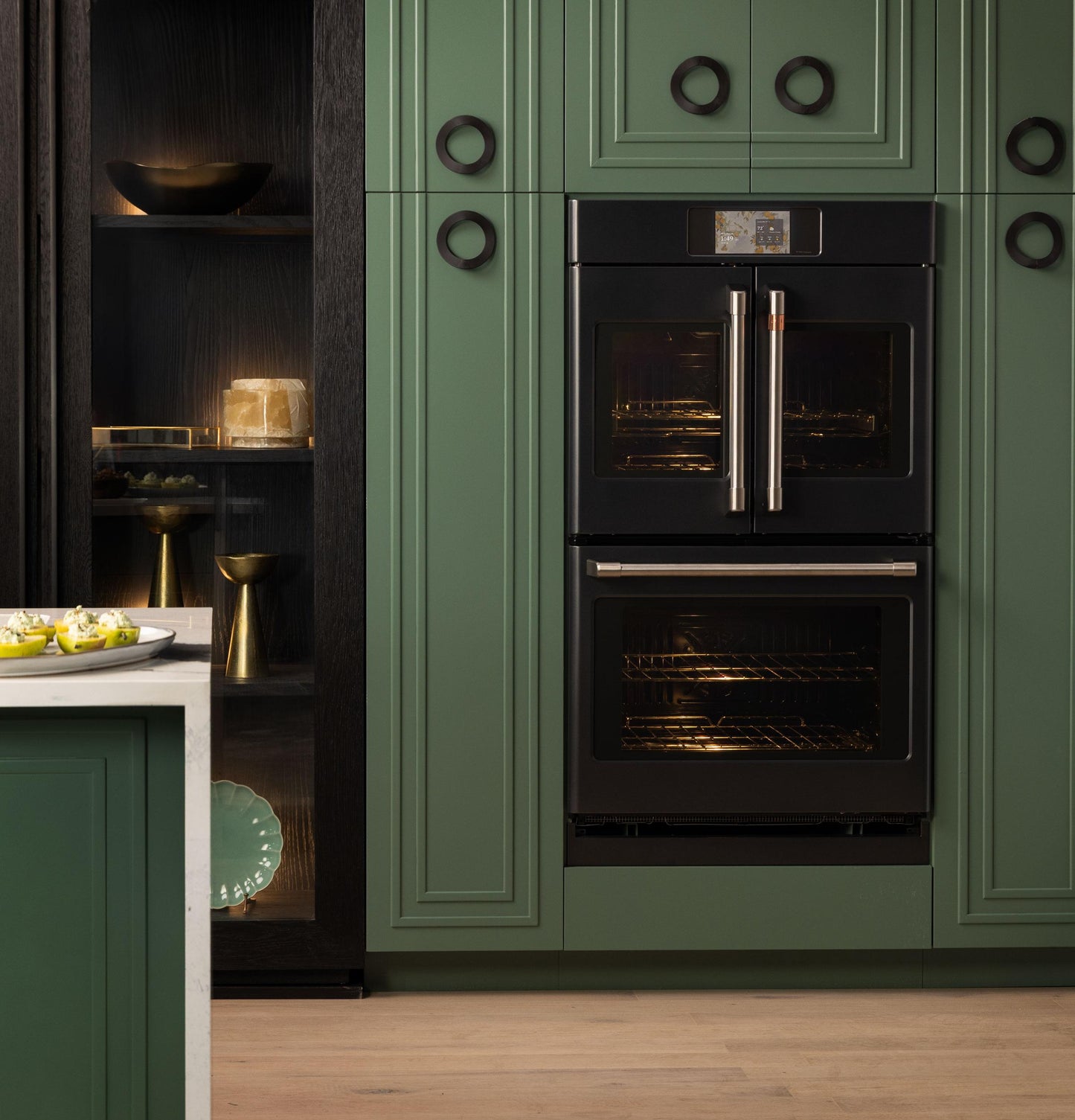 Cafe CTD90FP3ZD1 CAF(EBACK)™ Professional Series 30" Smart Built-In Convection French-Door Double Wall Oven