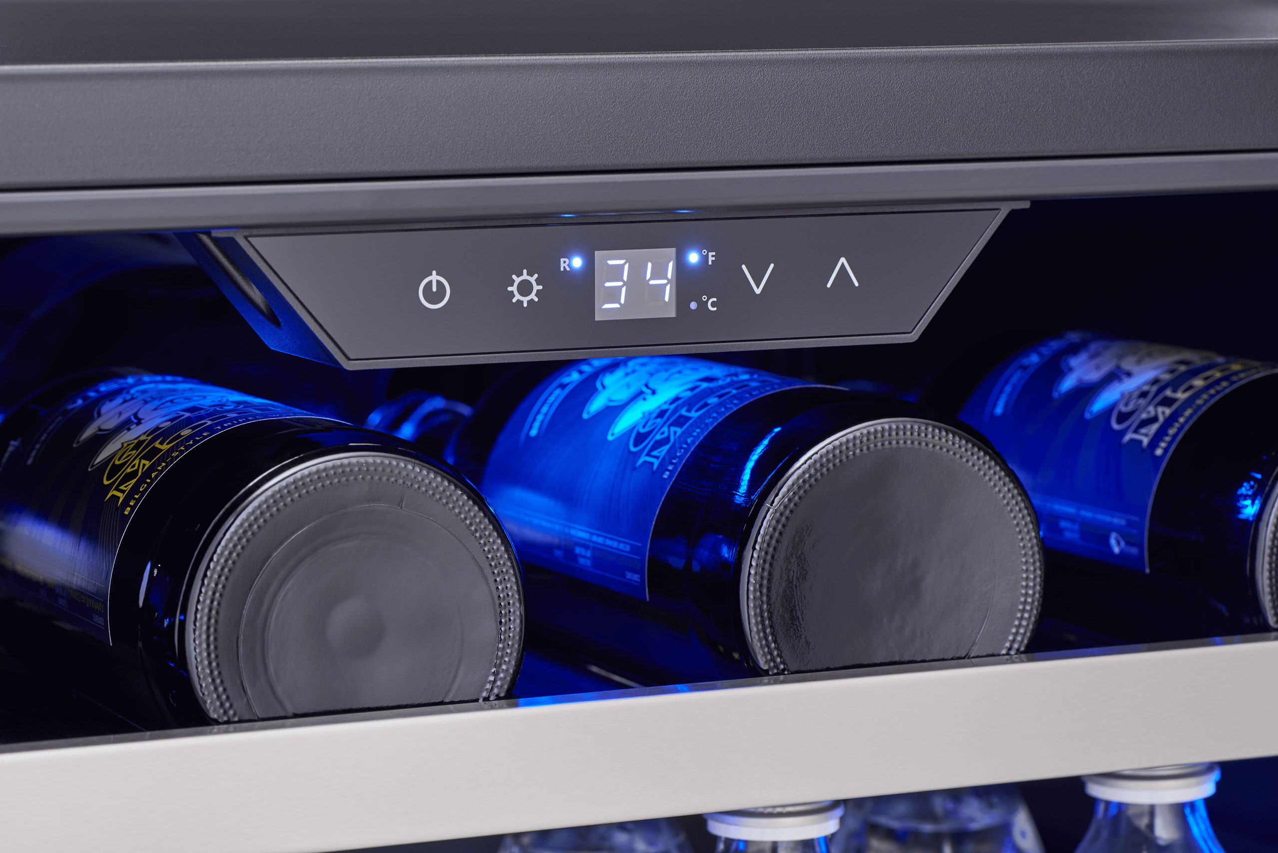 Zephyr PRB24C01AGADA Presrv ADA Beverage Cooler, 24in Compact, SS+Glass, Reversible Door + Lock, 1 Zone