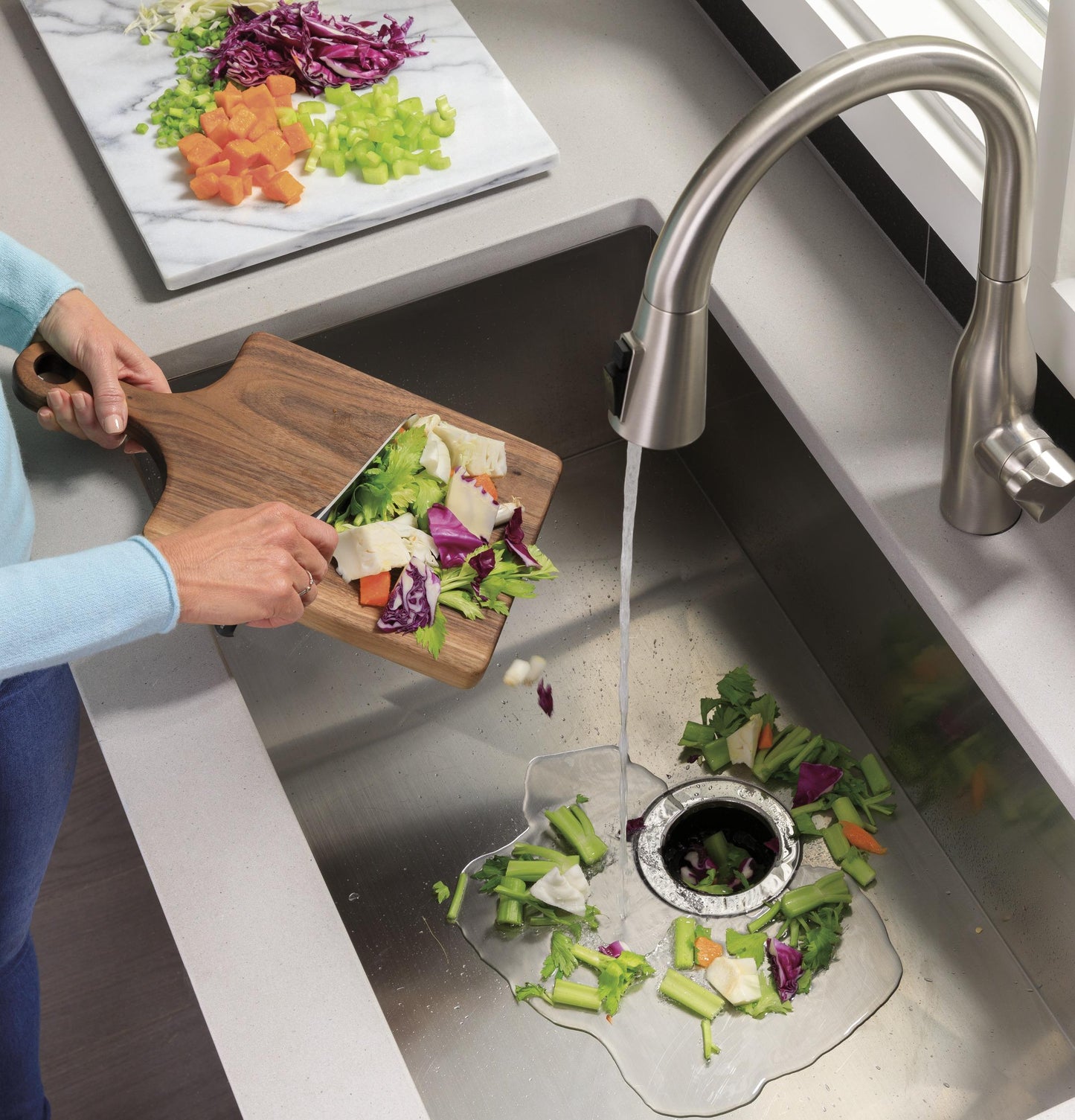 GFC565W GE DISPOSALL® 1/2 HP Continuous Feed Garbage Disposer Corded