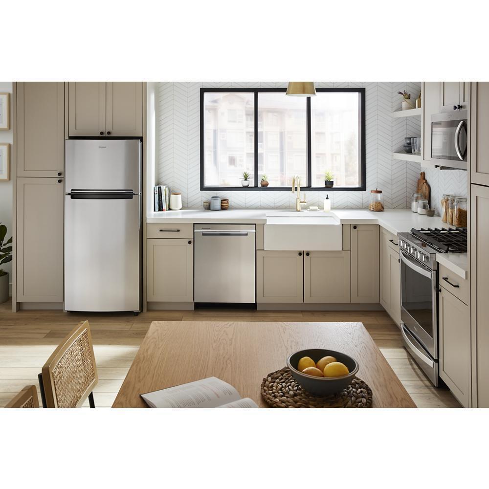 Whirlpool WRTX5328PM 28-inch Wide Top-Freezer Refrigerator - 16.3 Cu. Ft.