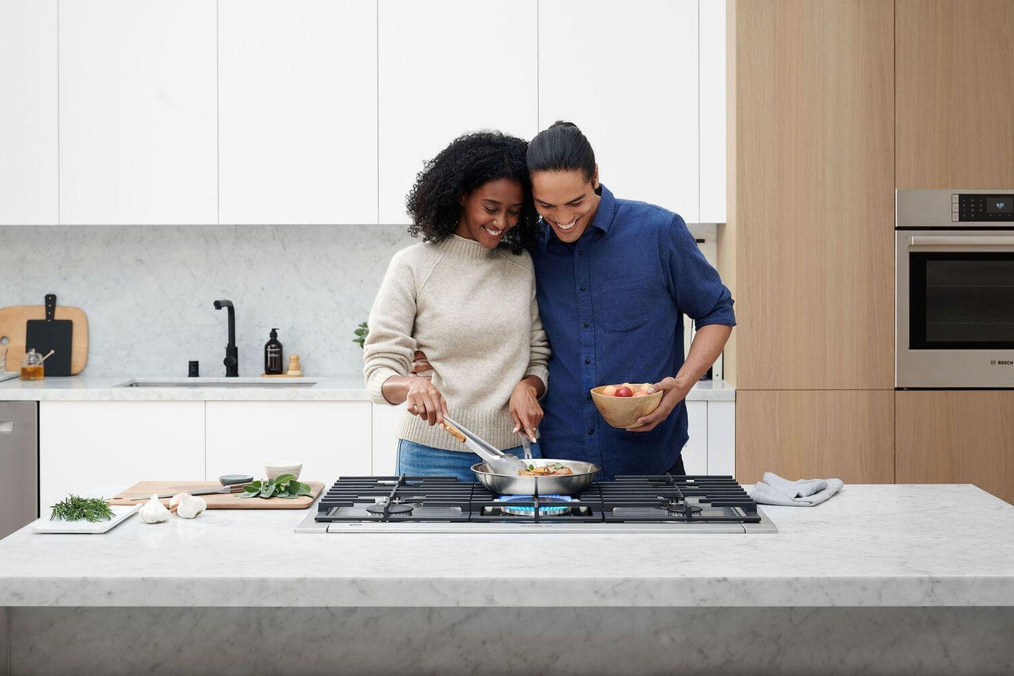 Bosch NGM8659UC 800 Series, Gas hob, 36'', Stainless steel