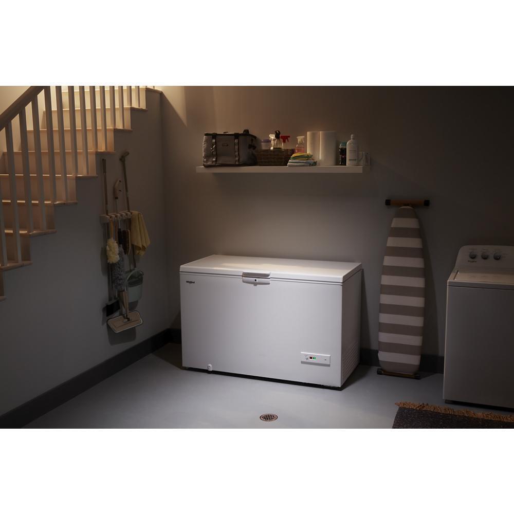 Whirlpool WZC5216LW 16 Cu. Ft. Convertible Chest Freezer with 3 Storage Levels